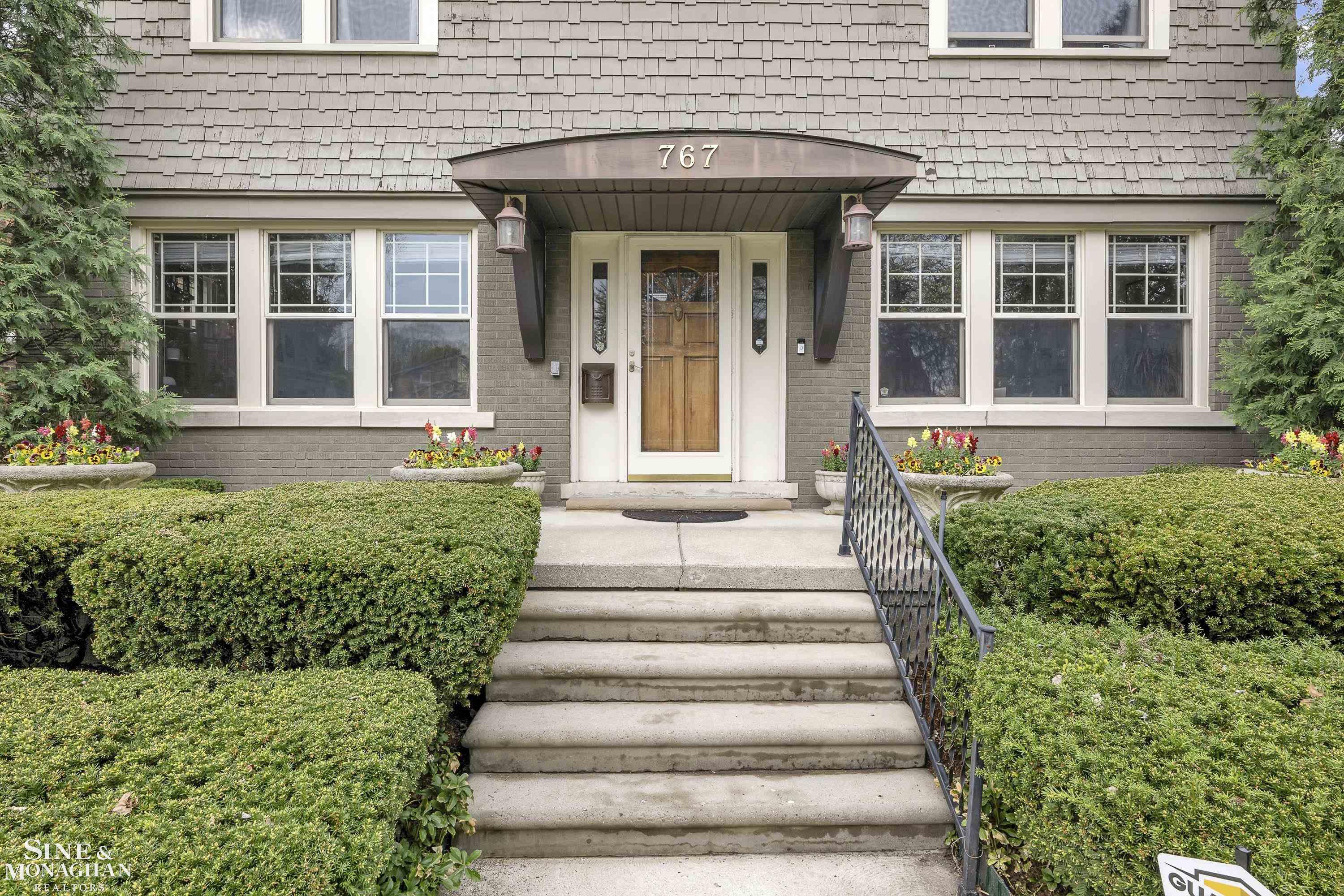 767 Rivard Boulevard