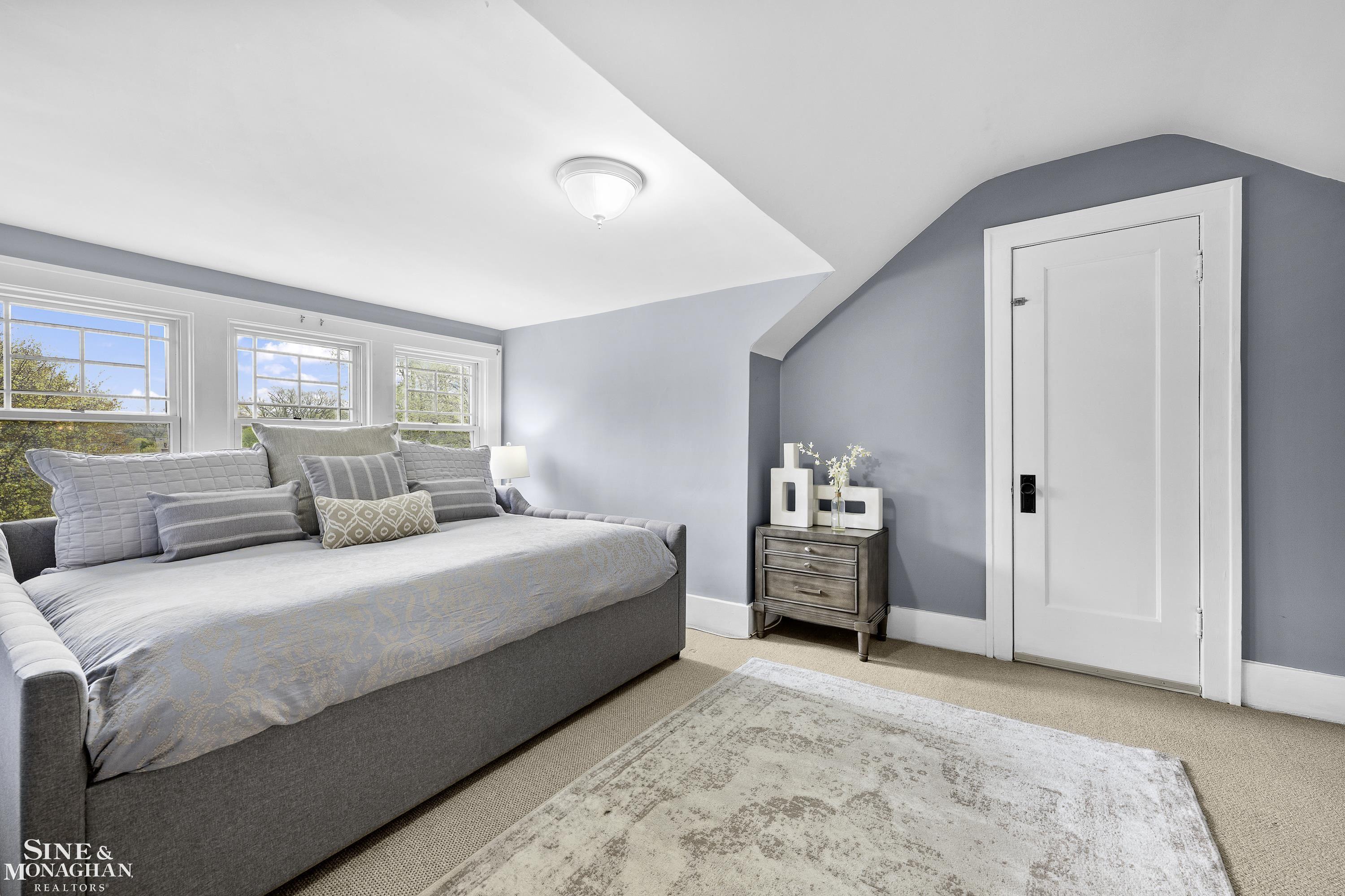 767 Rivard Boulevard