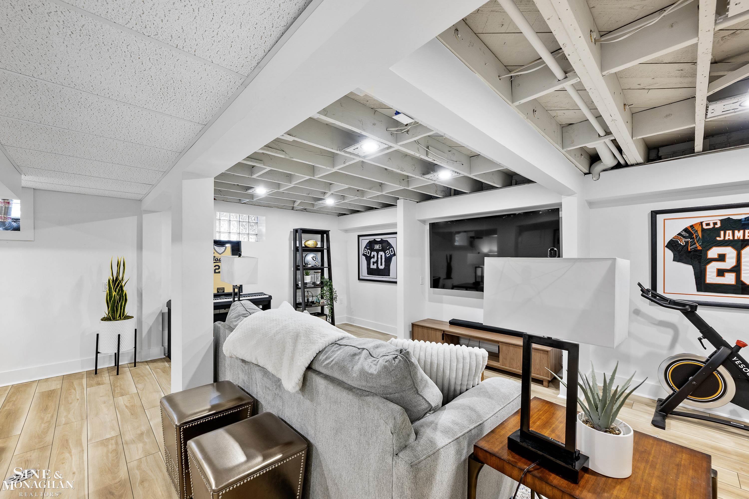 767 Rivard Boulevard