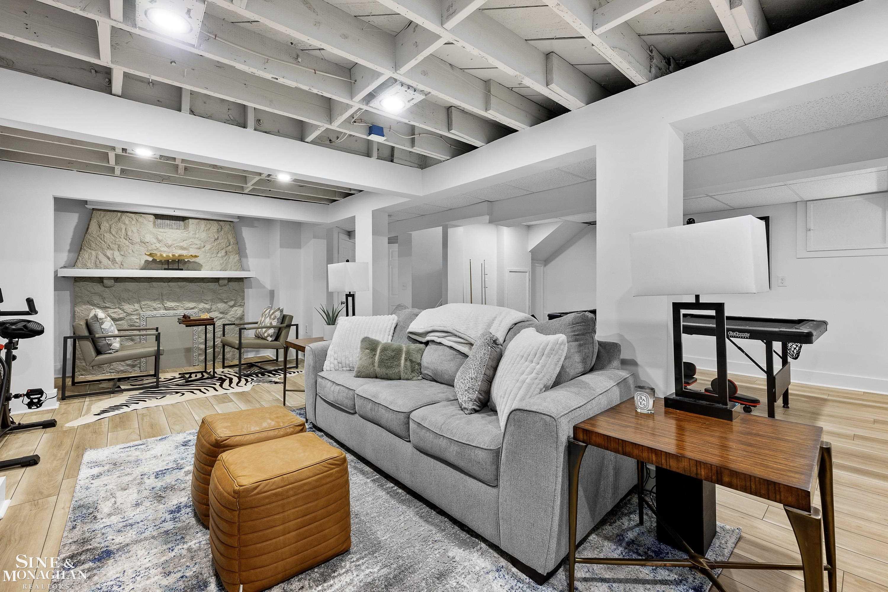 767 Rivard Boulevard