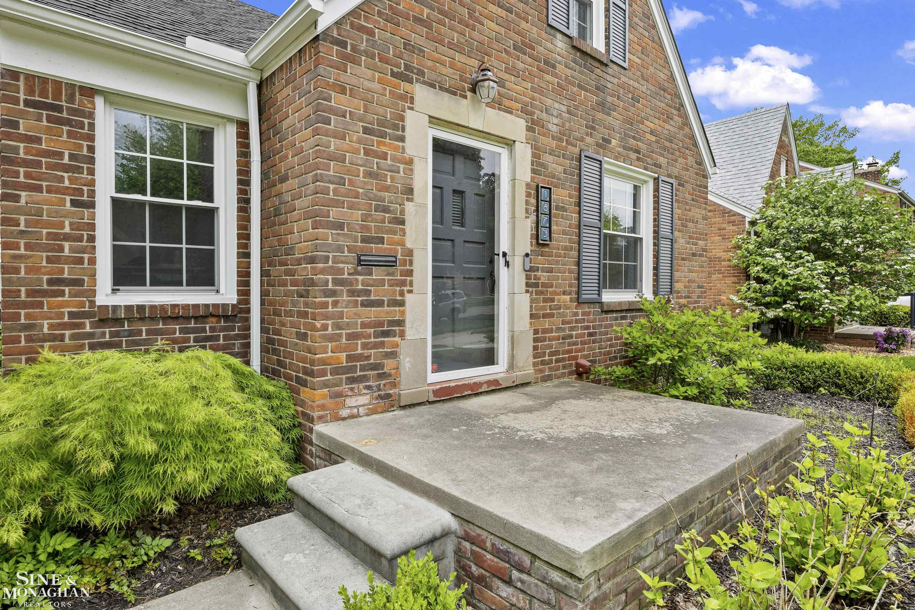 1873 Manchester Boulevard