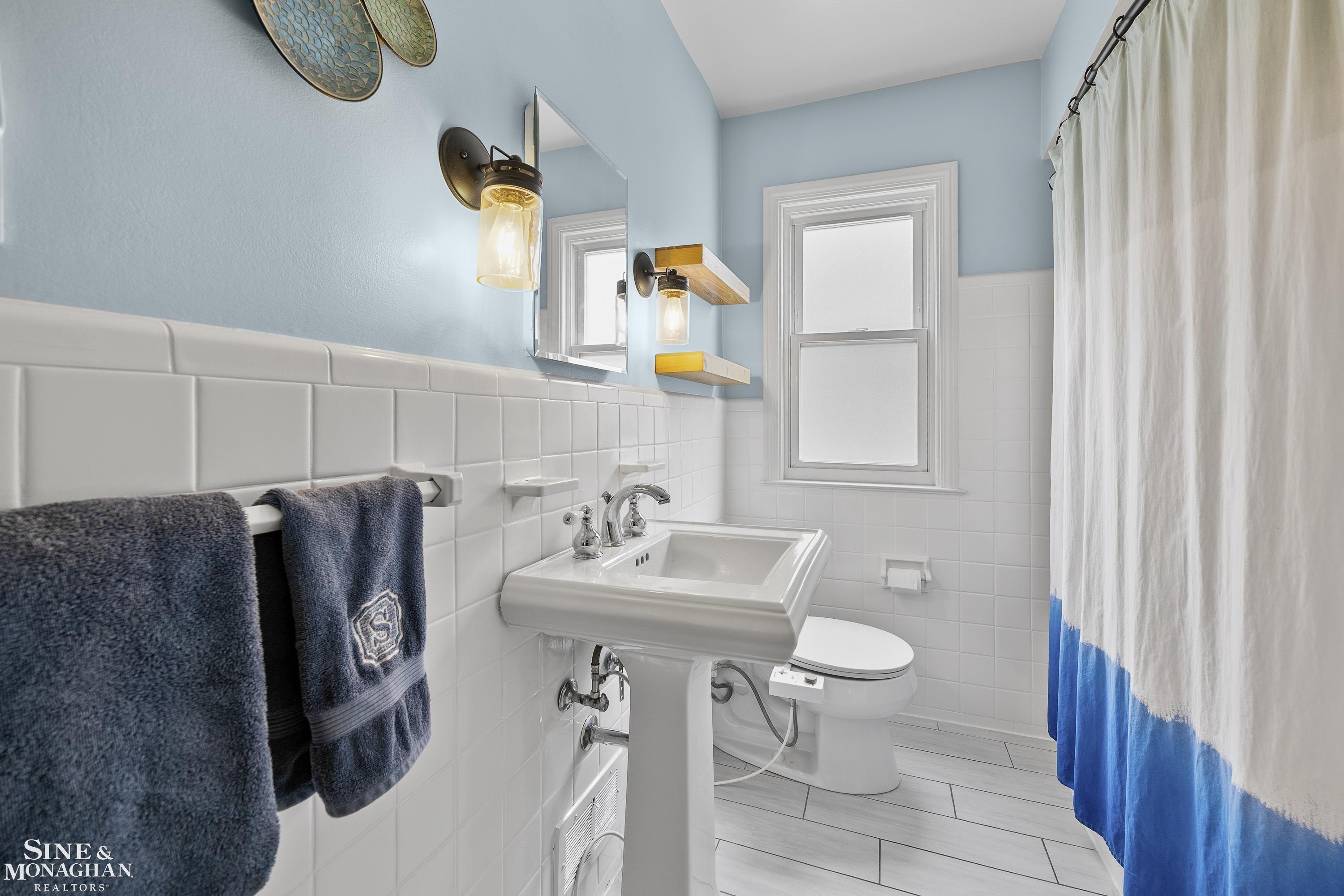 1873 Manchester Boulevard