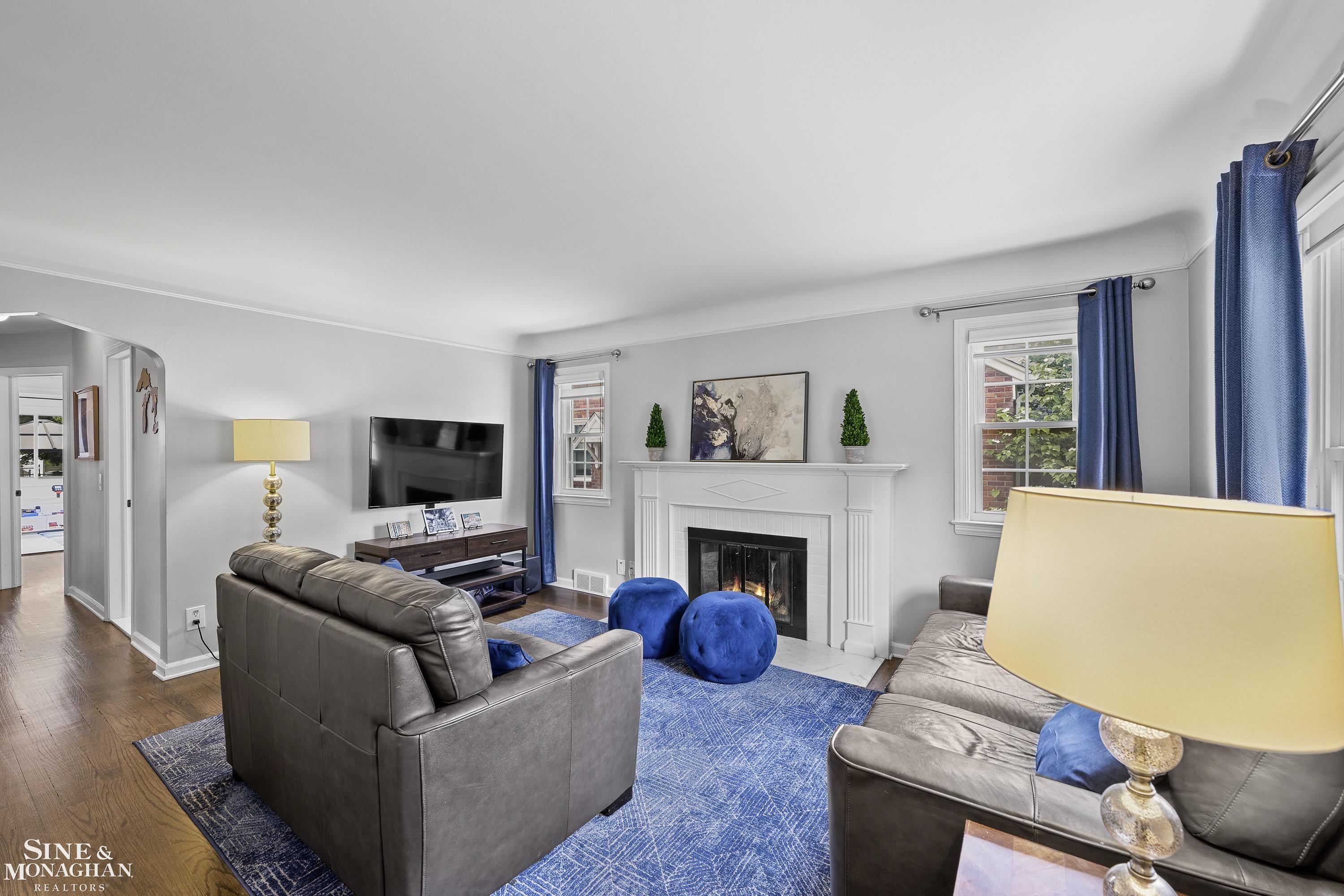 1873 Manchester Boulevard