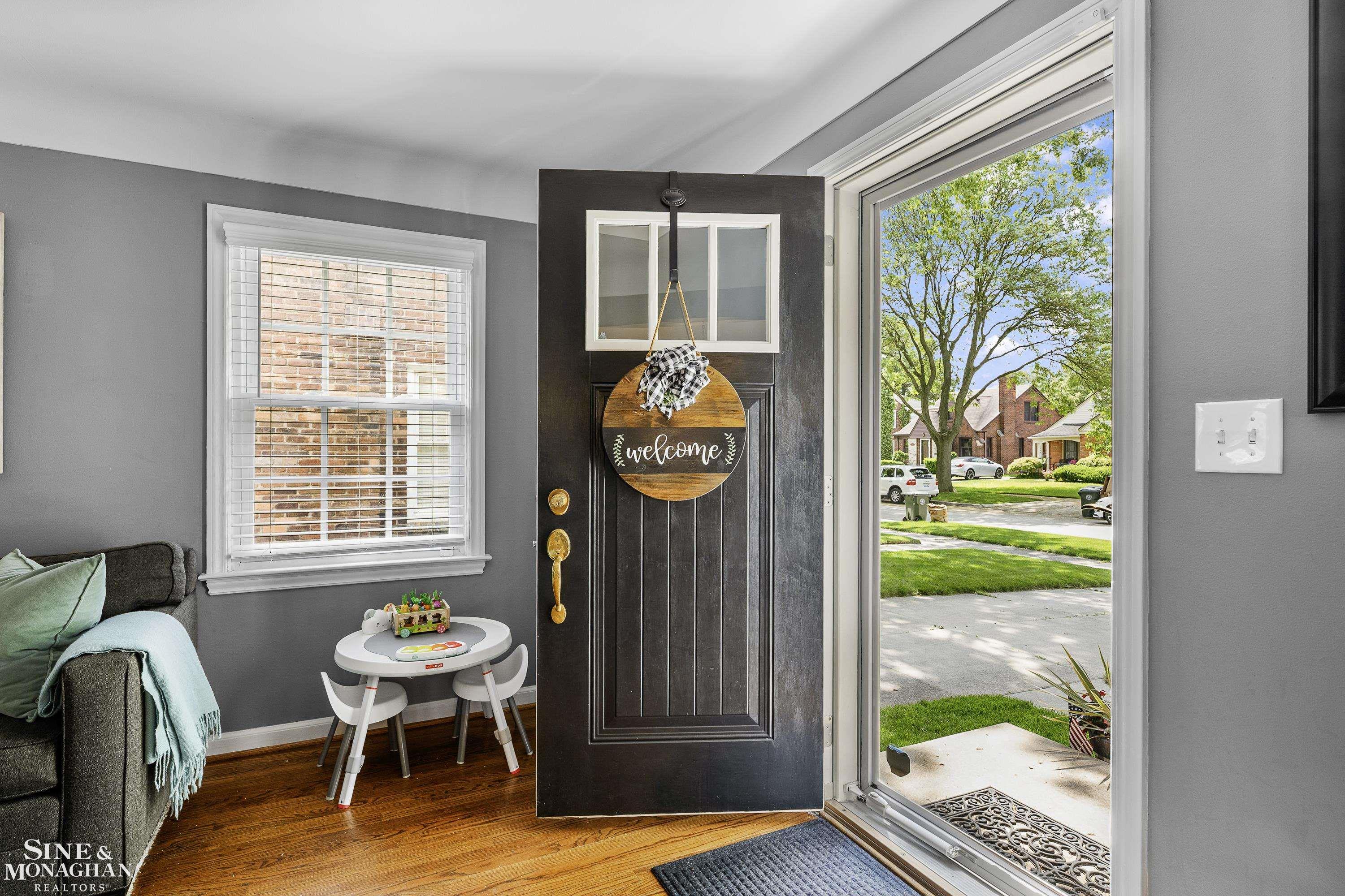 1984 Lancaster Street