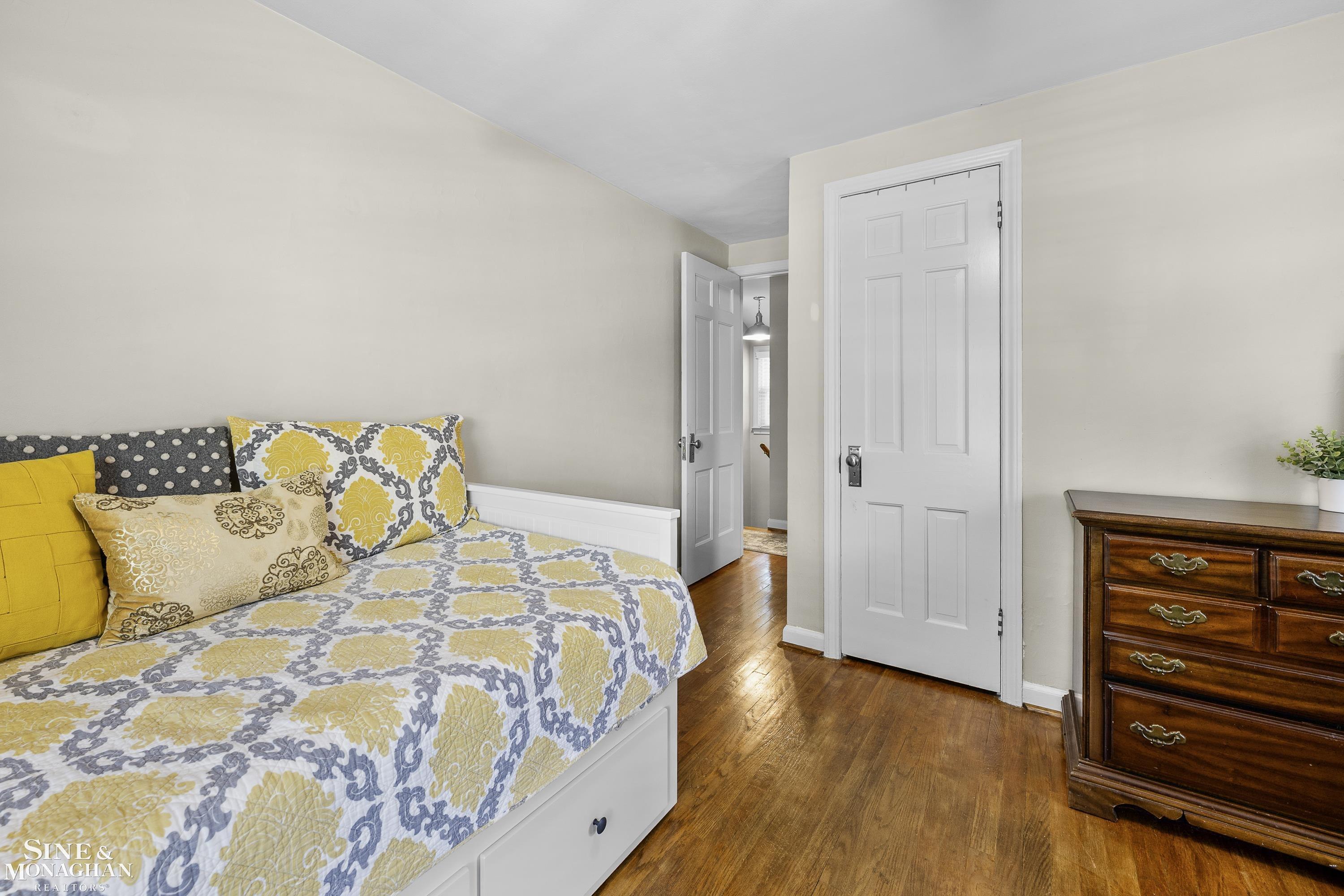 1984 Lancaster Street