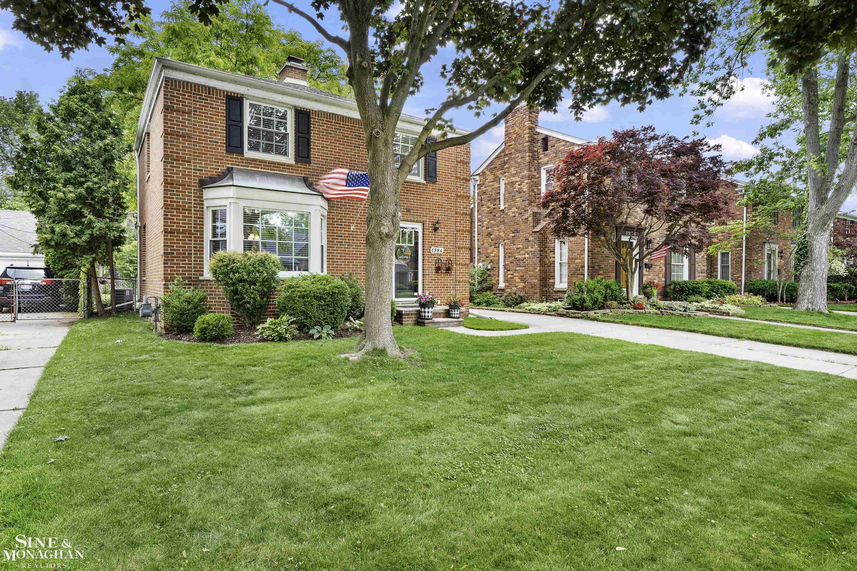 1984 Lancaster Street