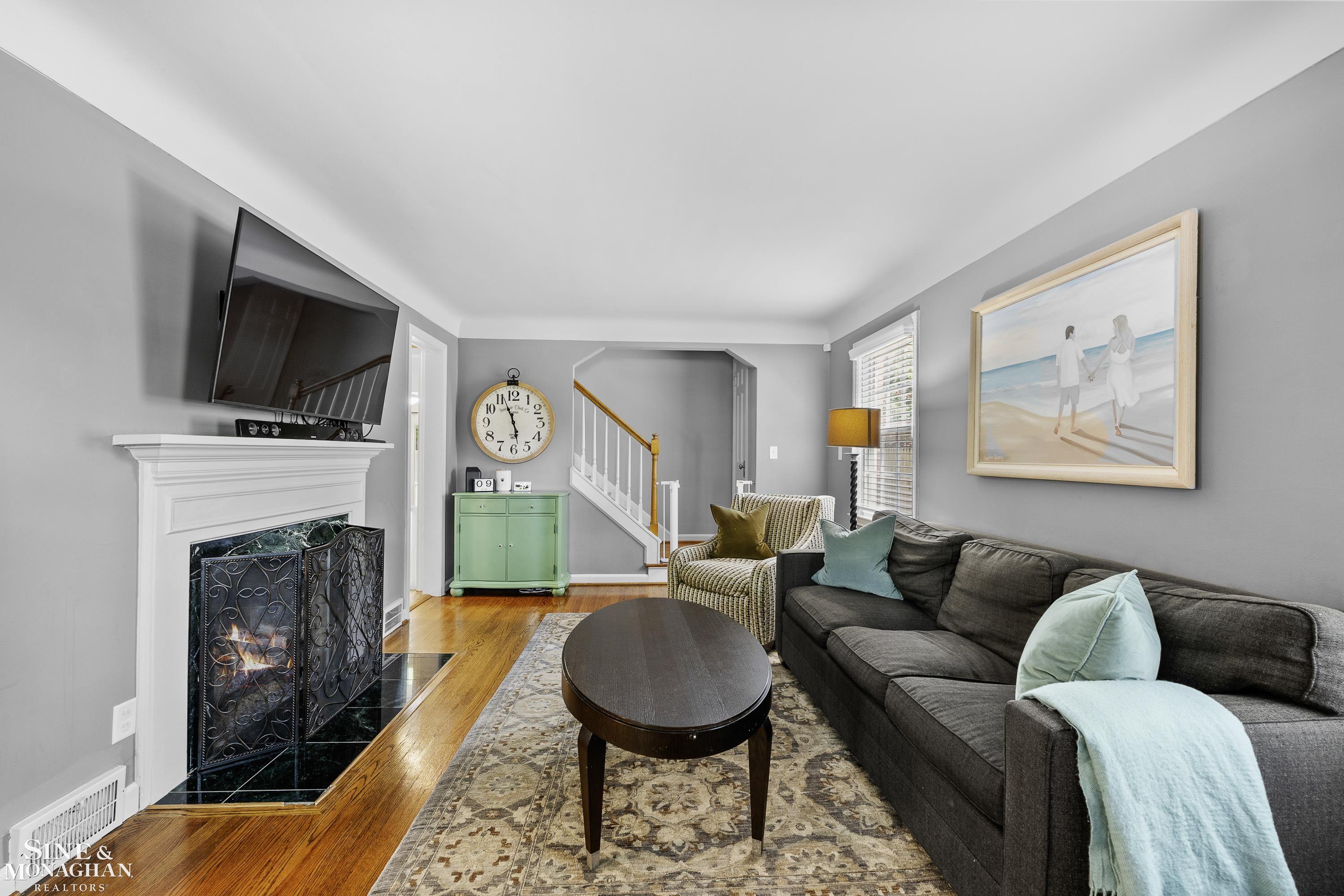 1984 Lancaster Street