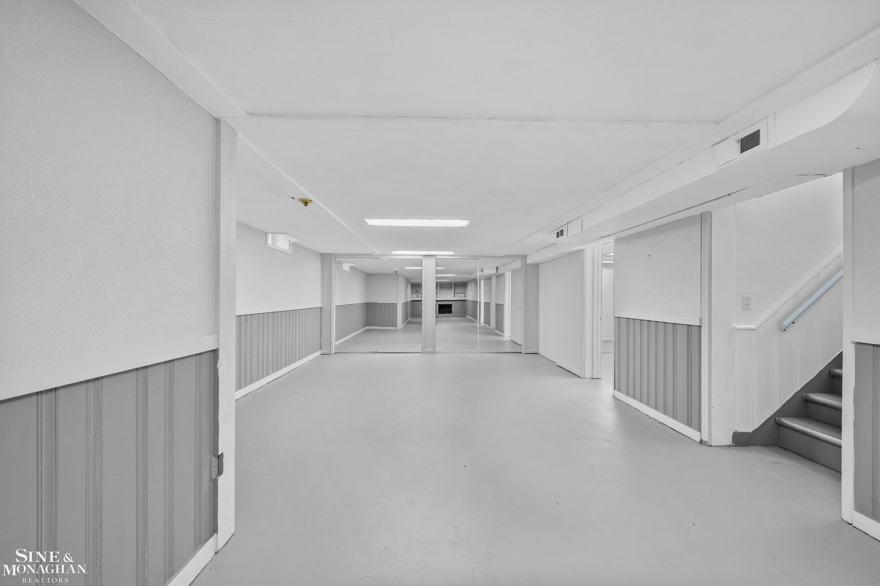 1387 Kensington Road