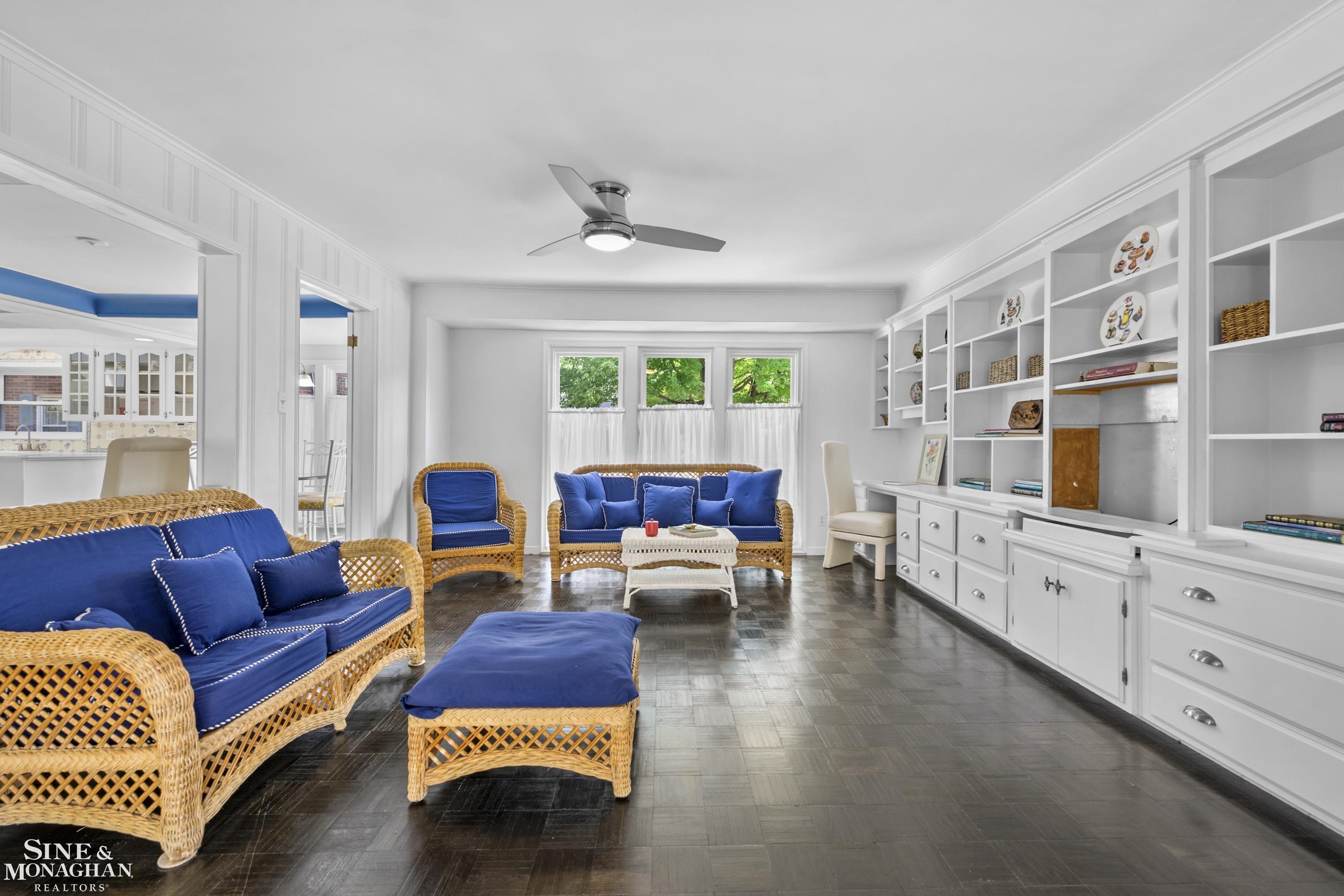 1387 Kensington Road