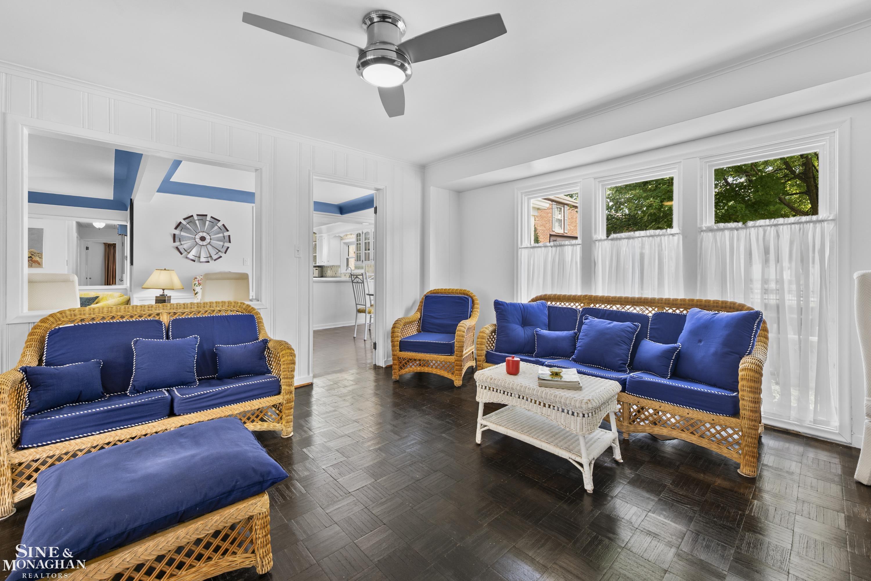 1387 Kensington Road