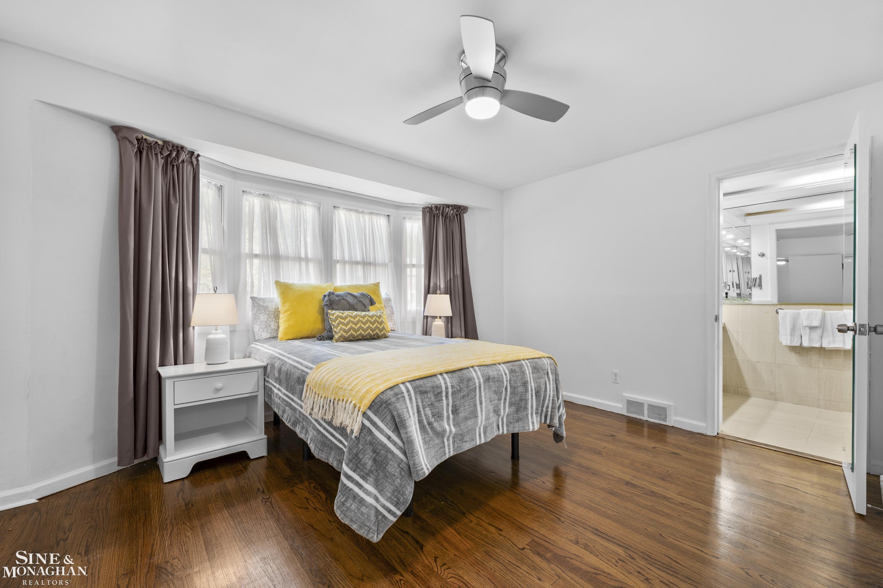 1387 Kensington Road