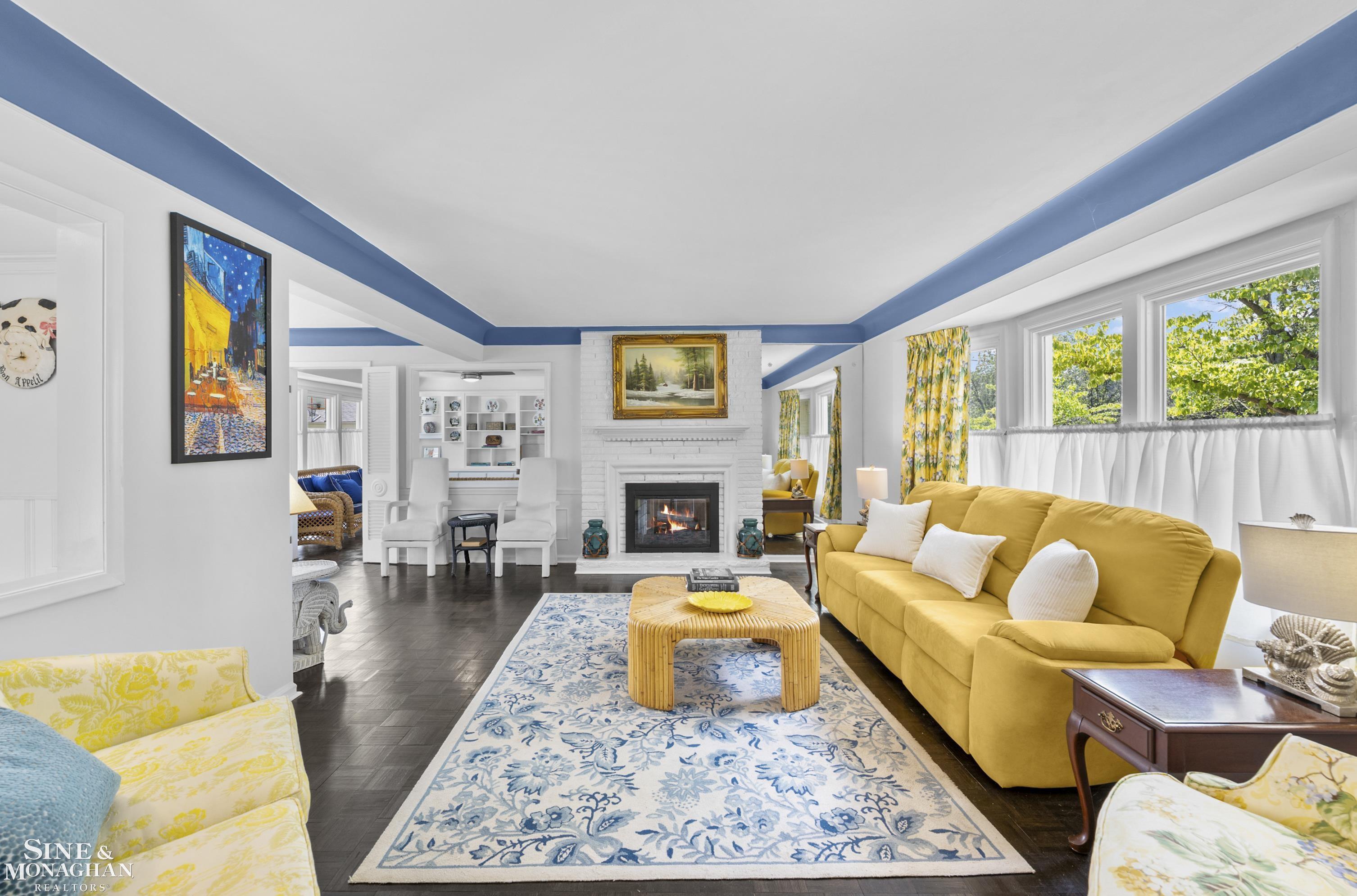 1387 Kensington Road