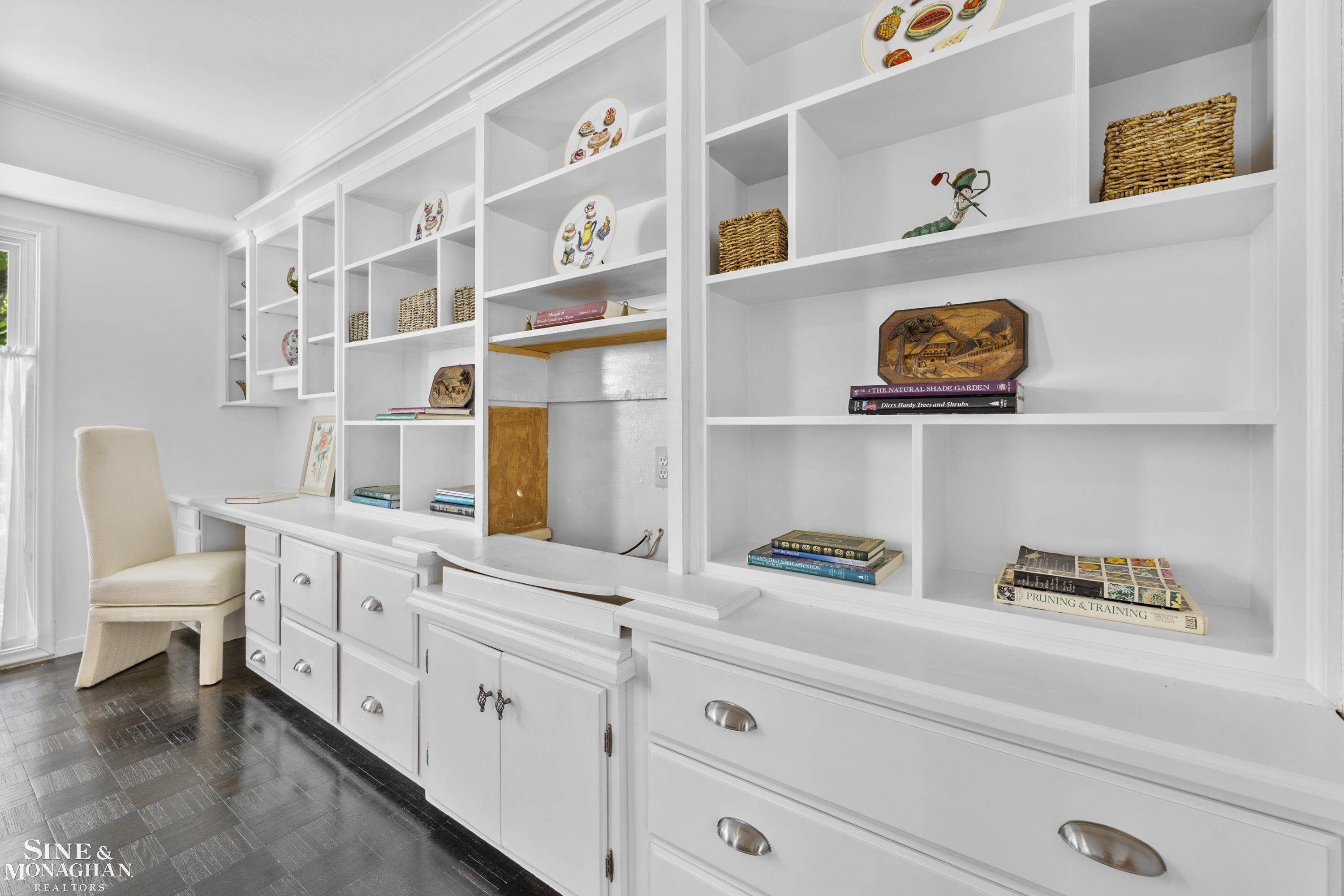 1387 Kensington Road