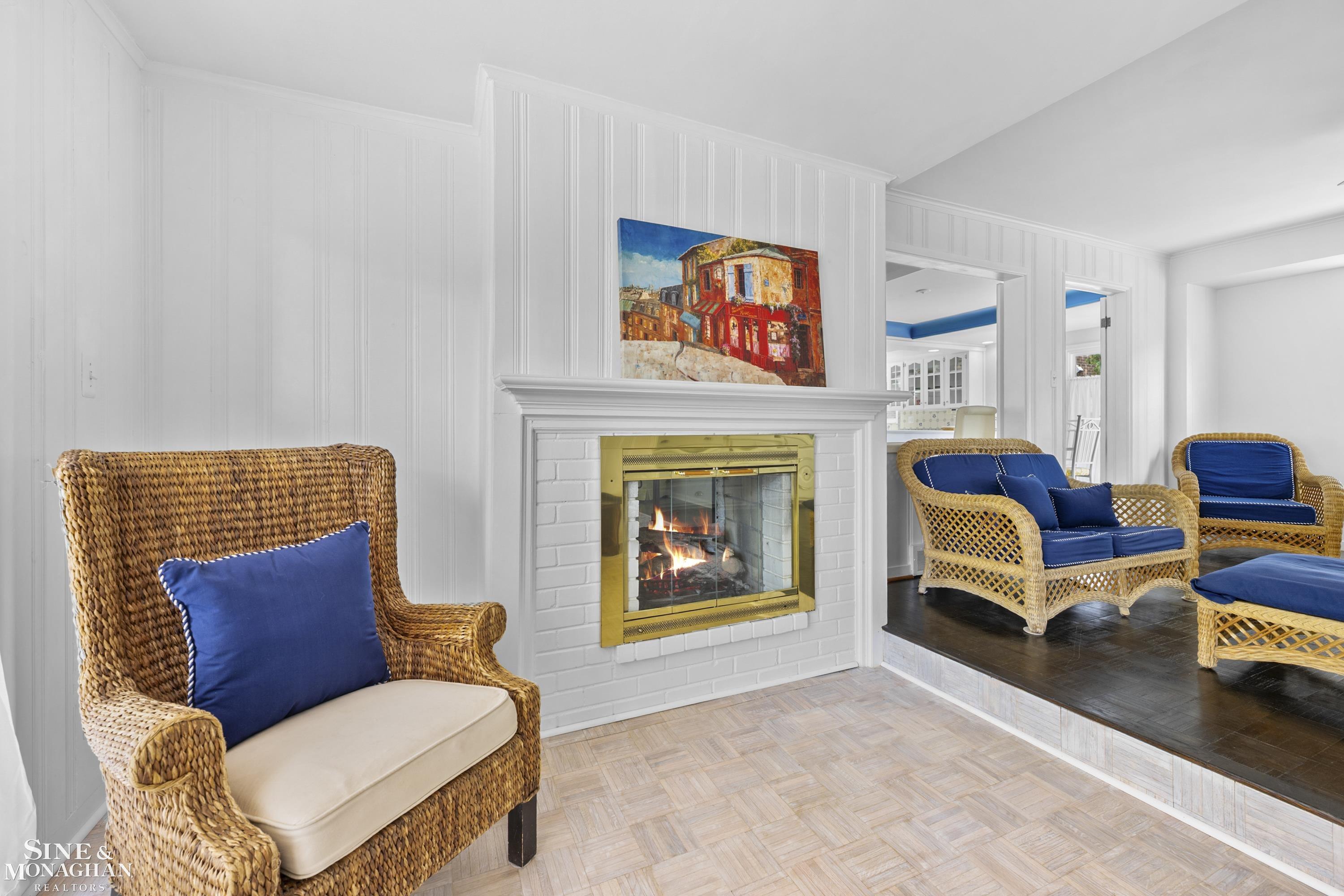 1387 Kensington Road