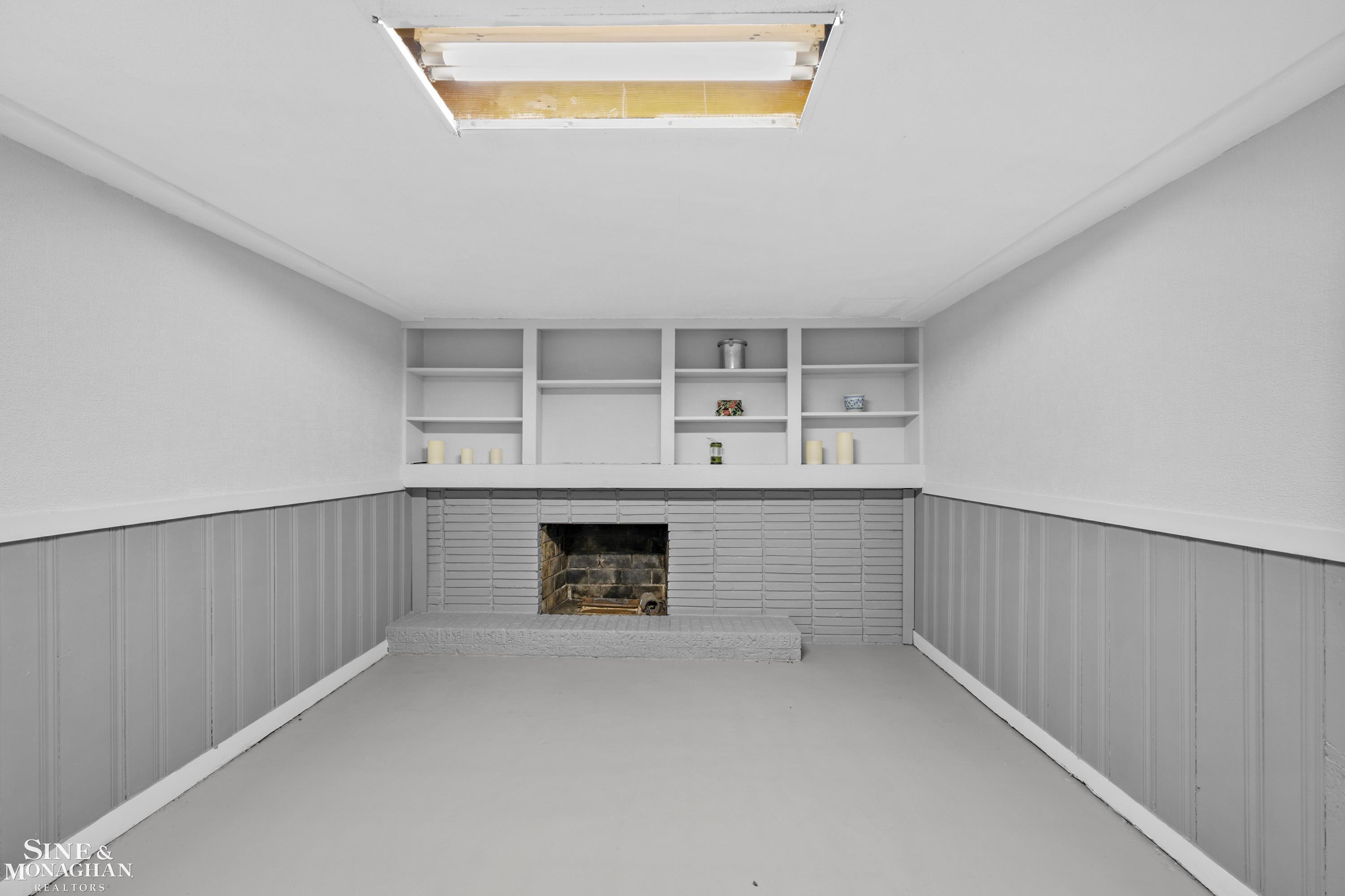 1387 Kensington Road