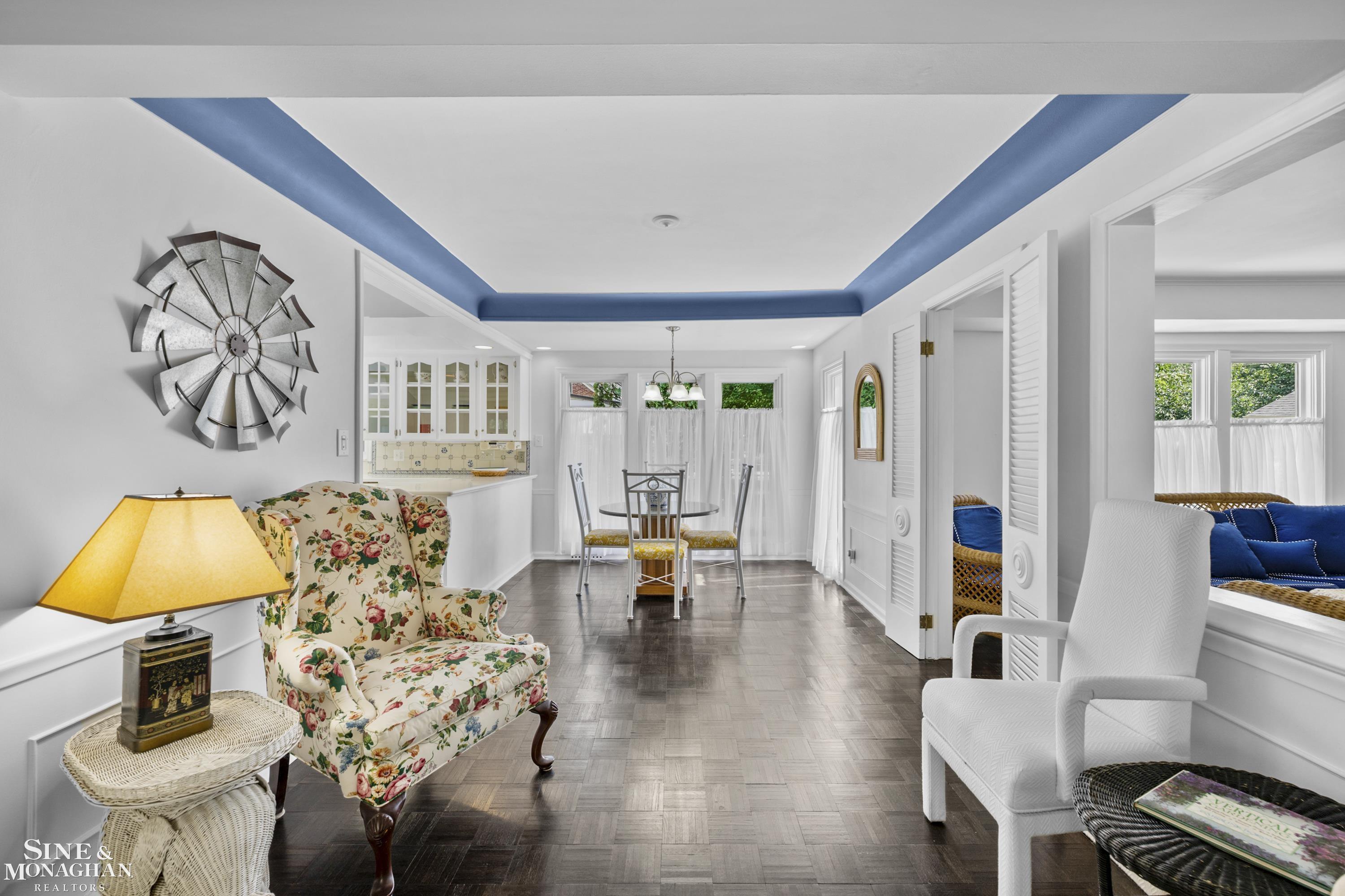 1387 Kensington Road