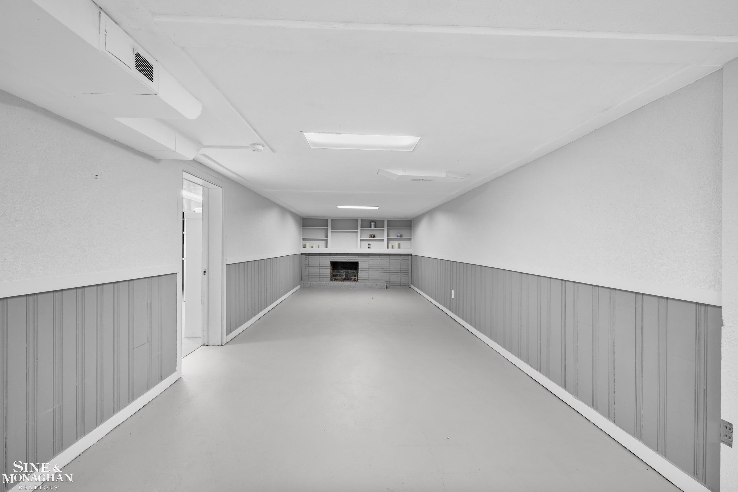 1387 Kensington Road