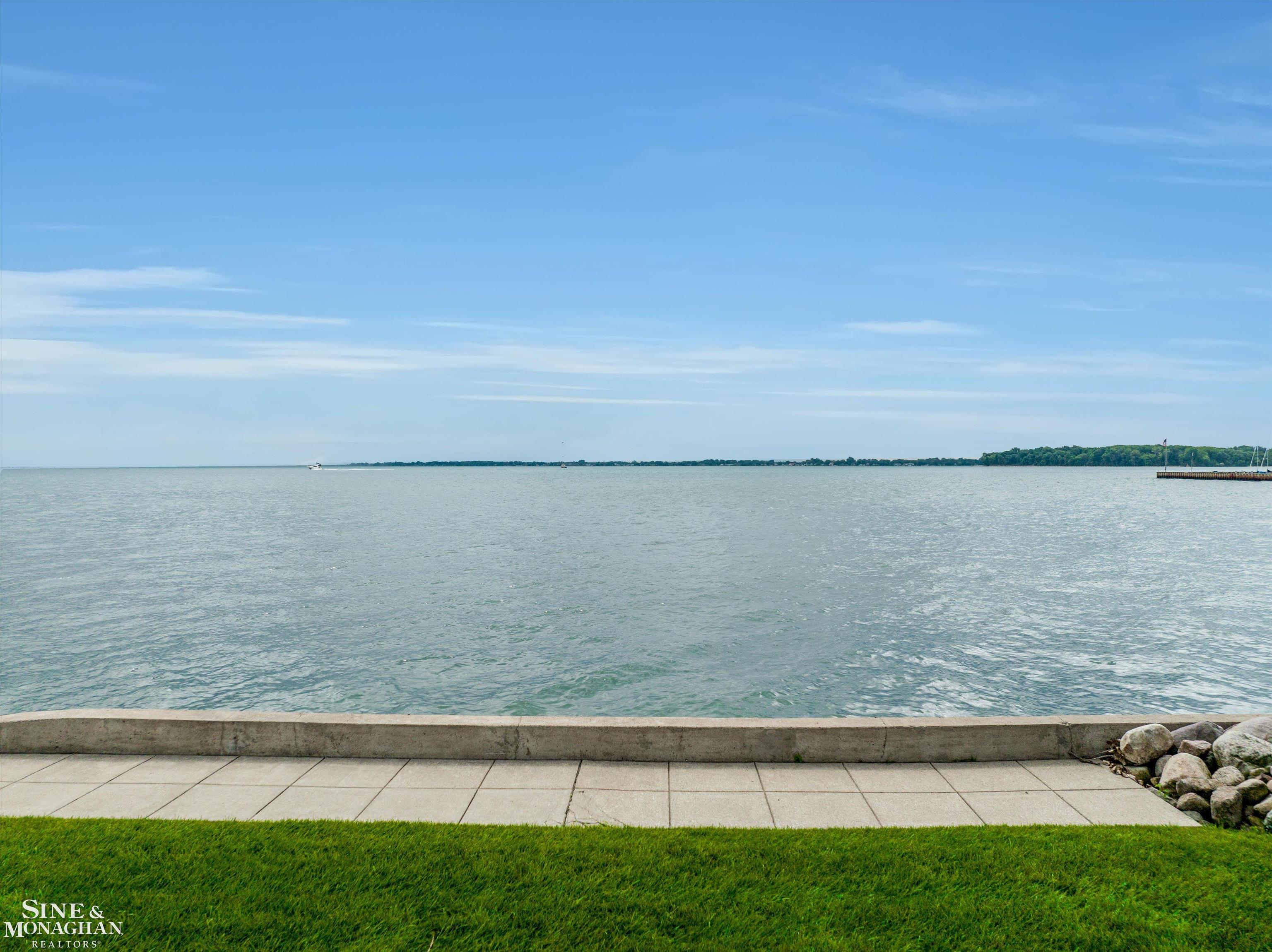 15230 Windmill Pointe Drive