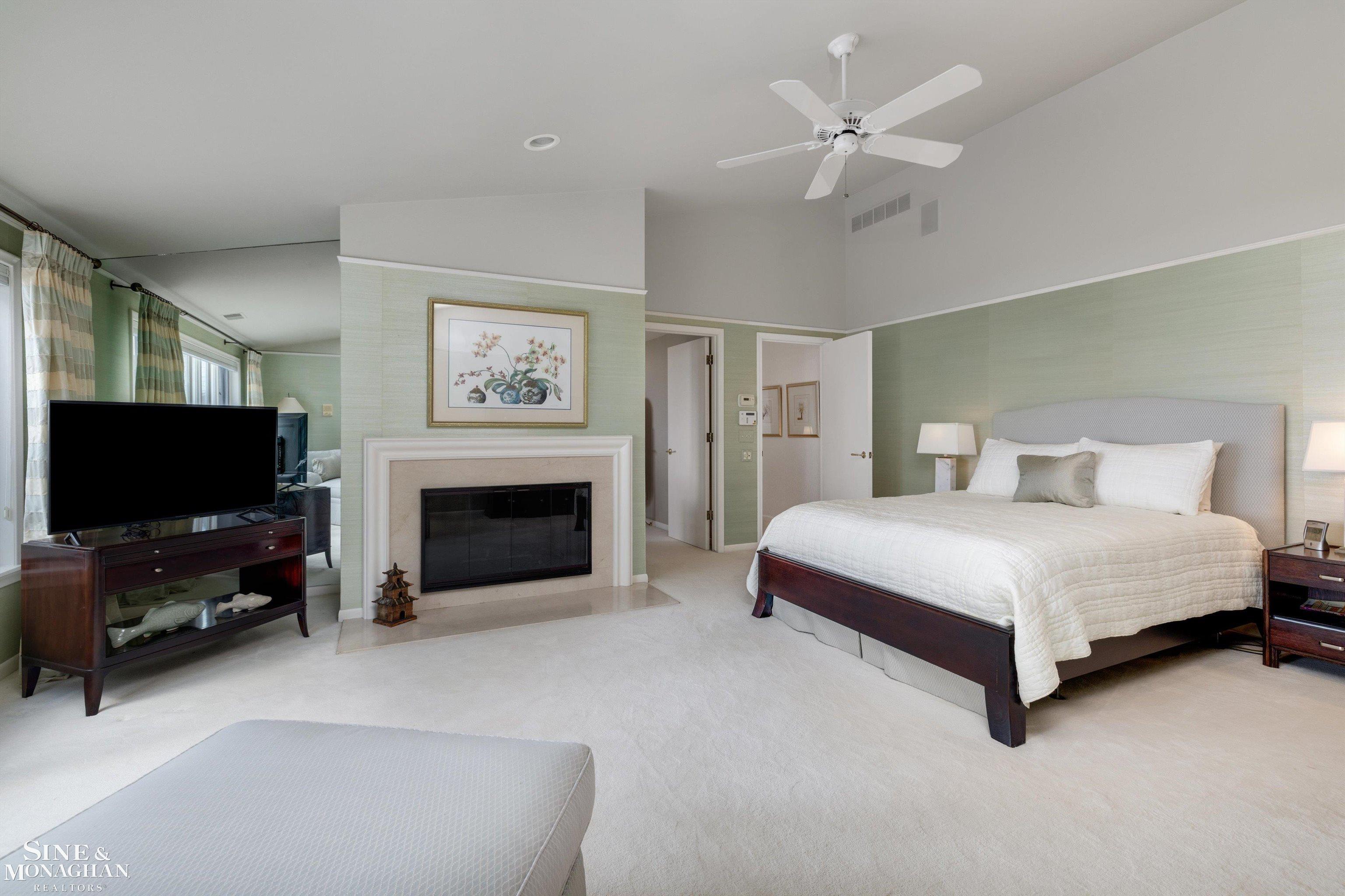 15230 Windmill Pointe Drive