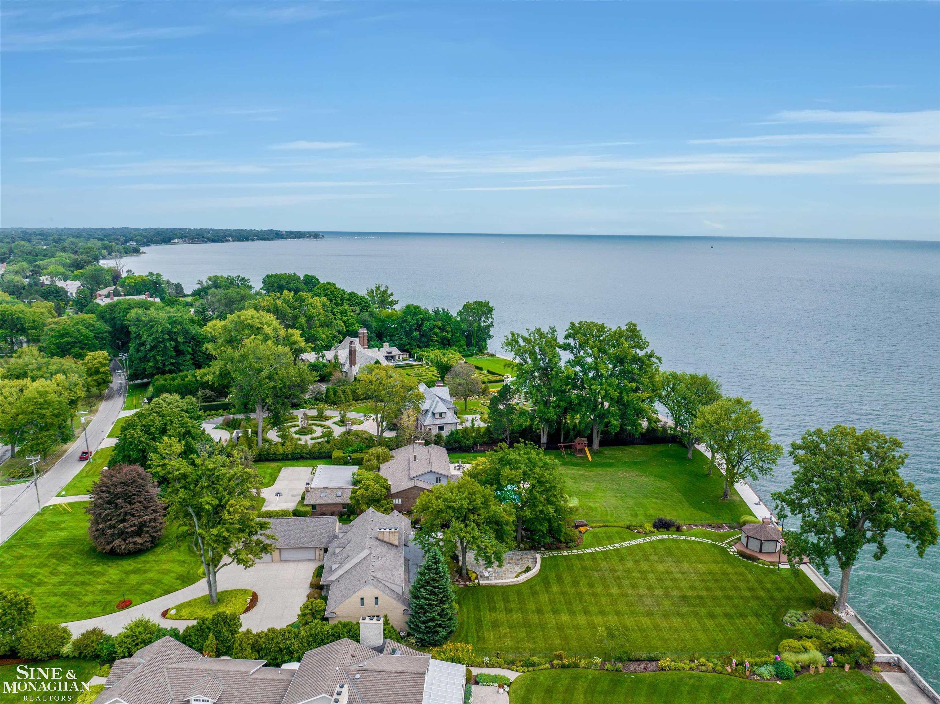 15230 Windmill Pointe Drive