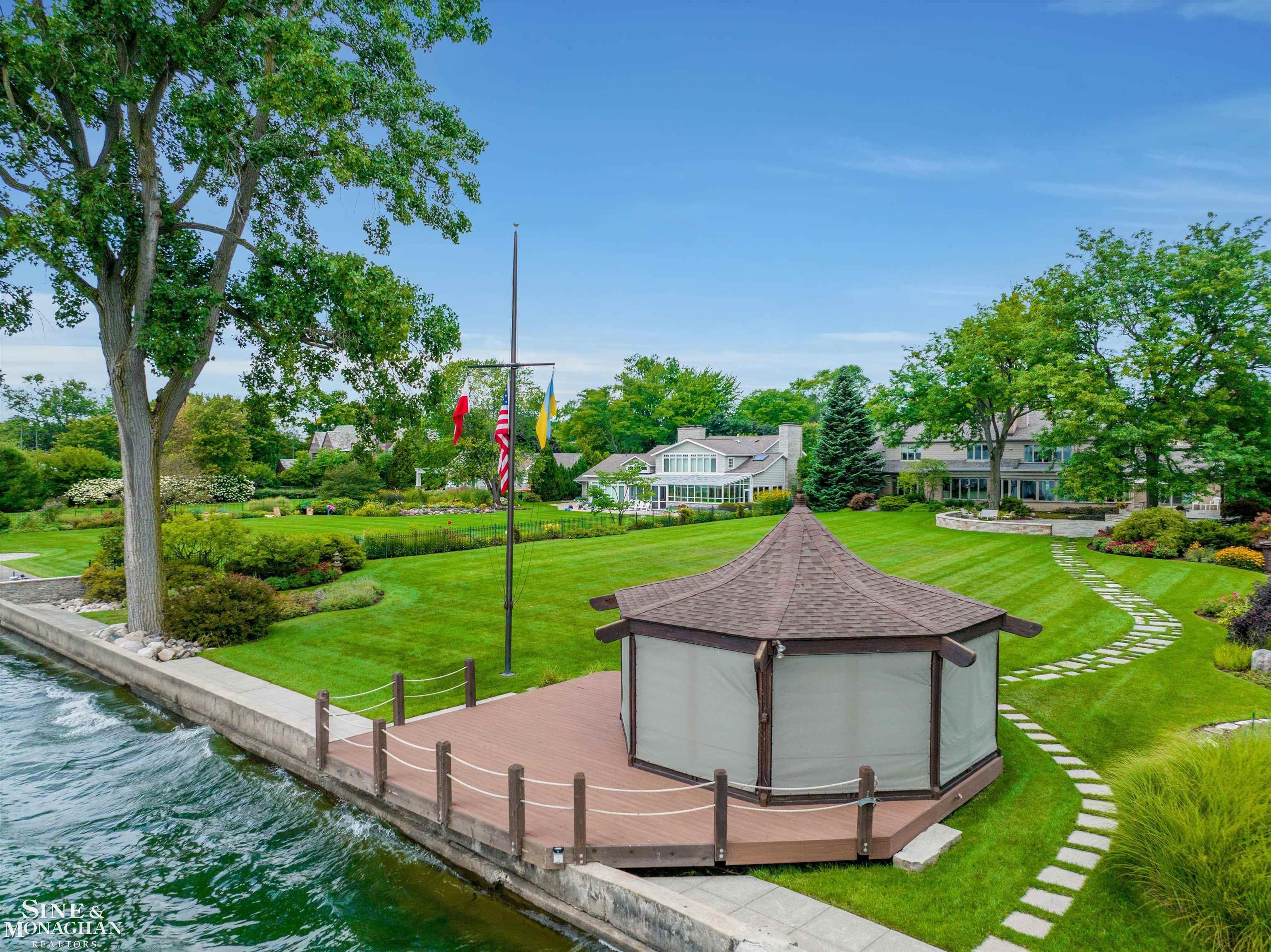 15230 Windmill Pointe Drive