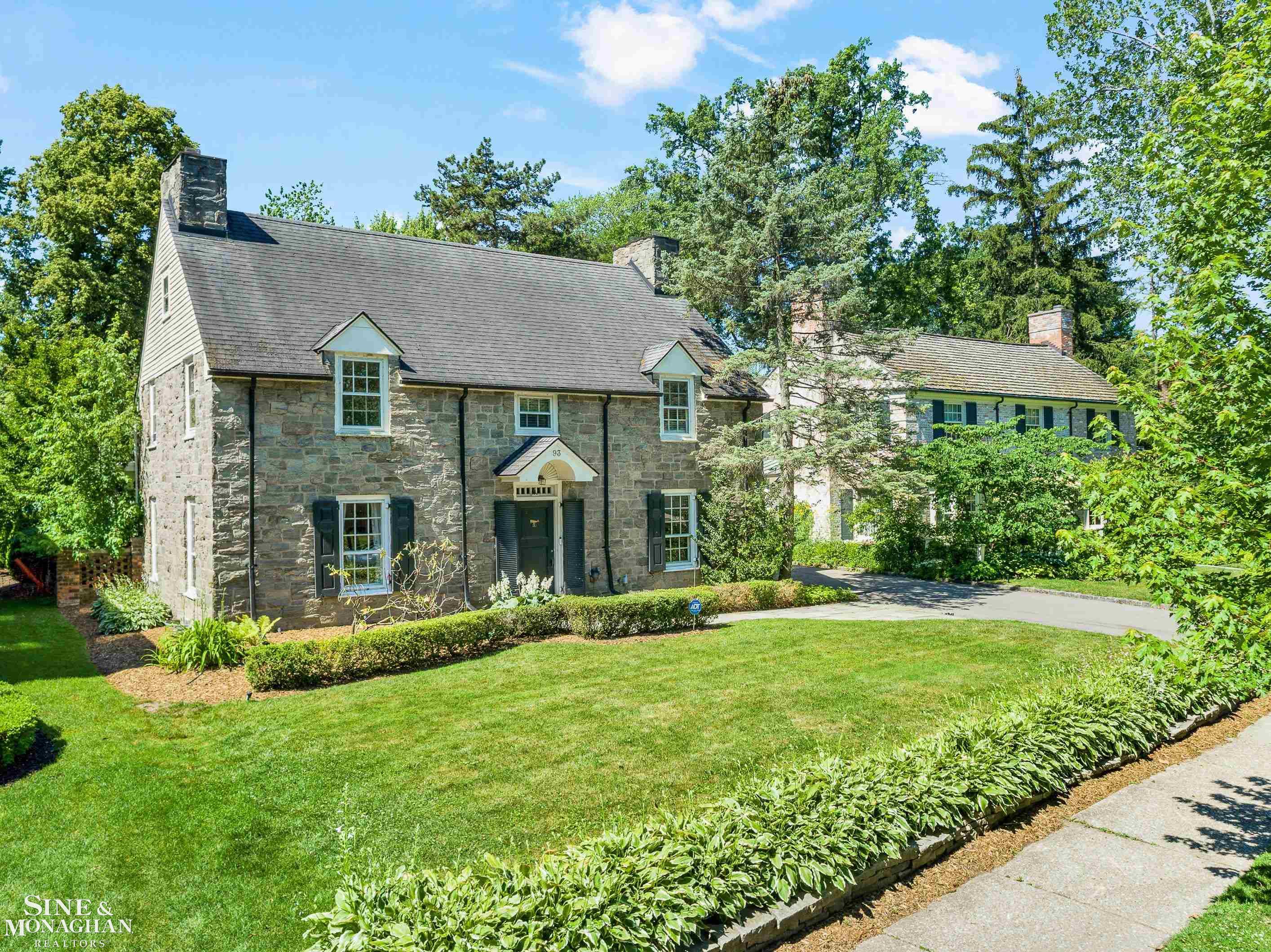 93 Merriweather Road