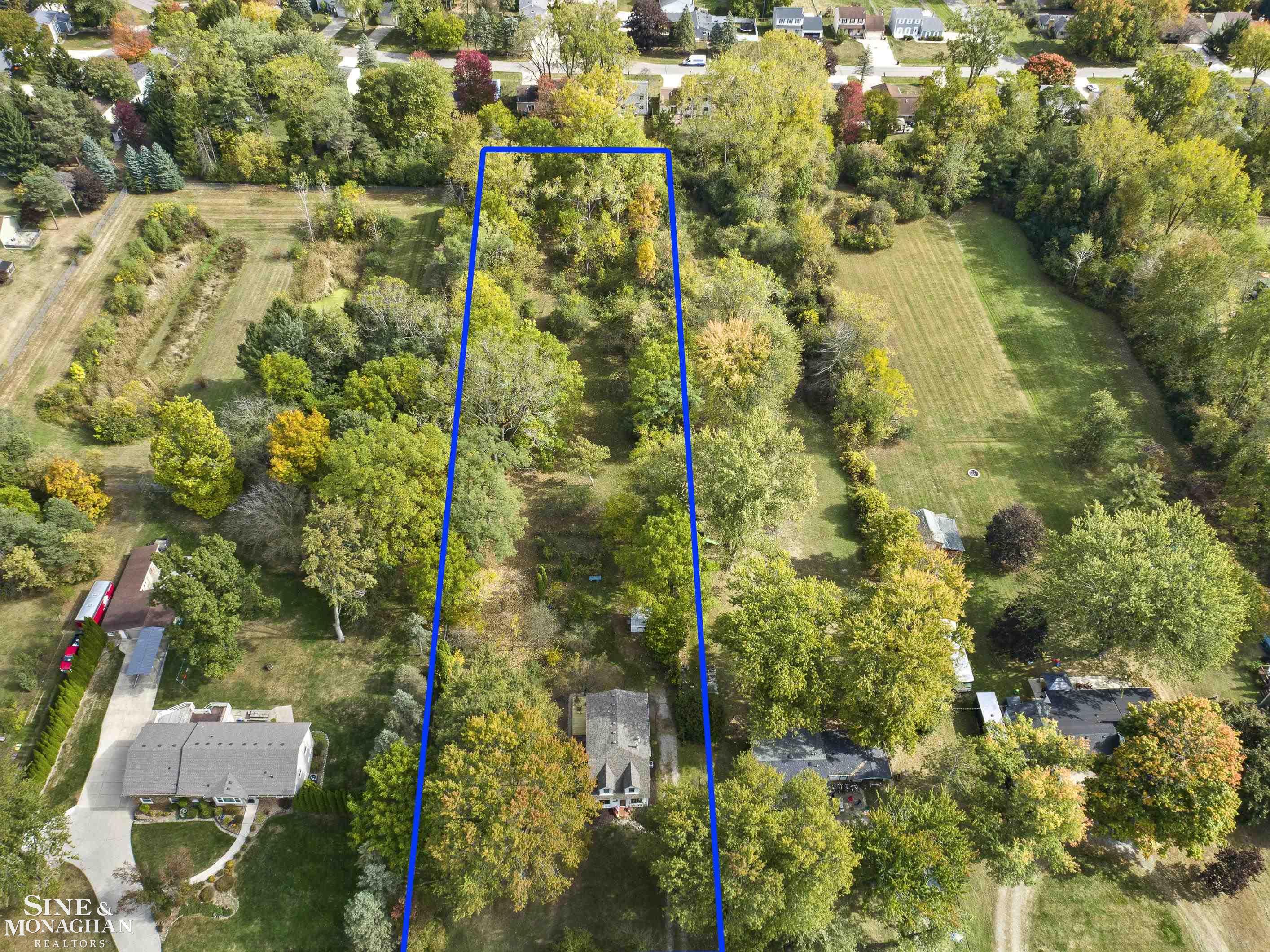 22050 Cass Street, Farmington Hills