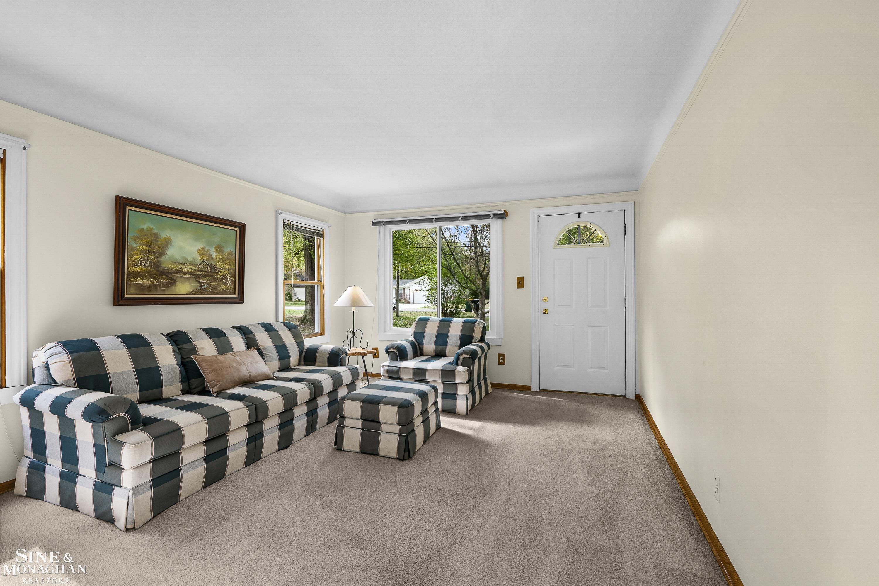 22050 Cass Street, Farmington Hills