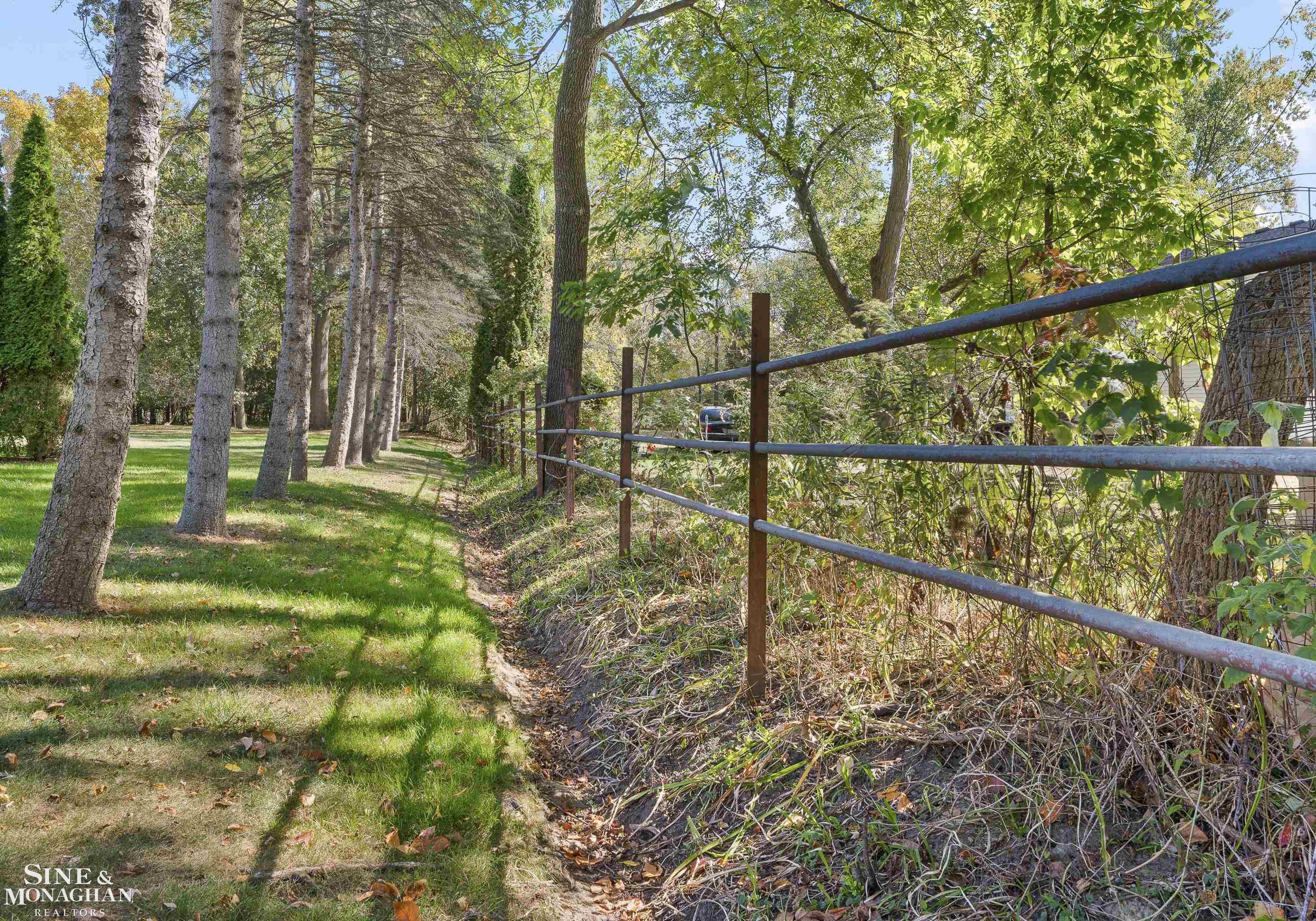 22050 Cass Street, Farmington Hills