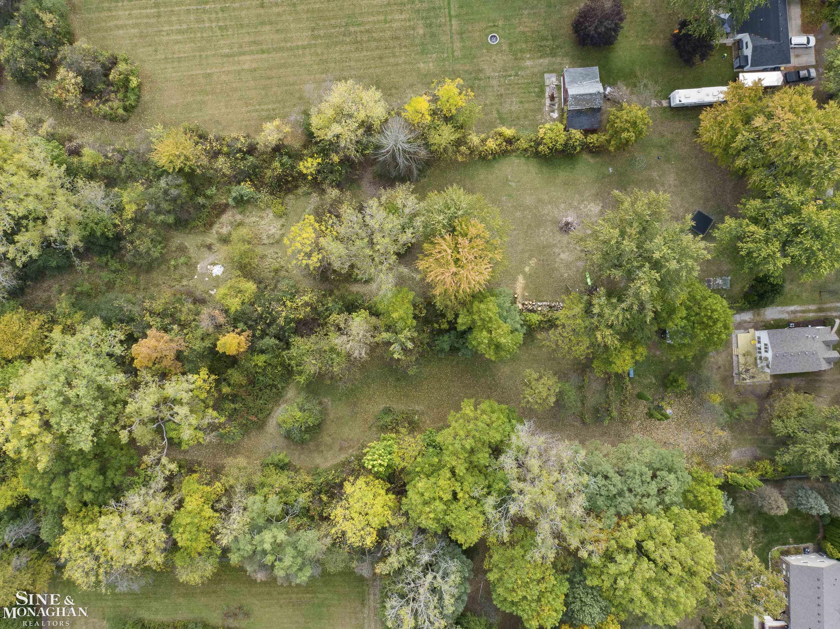 22050 Cass Street, Farmington Hills