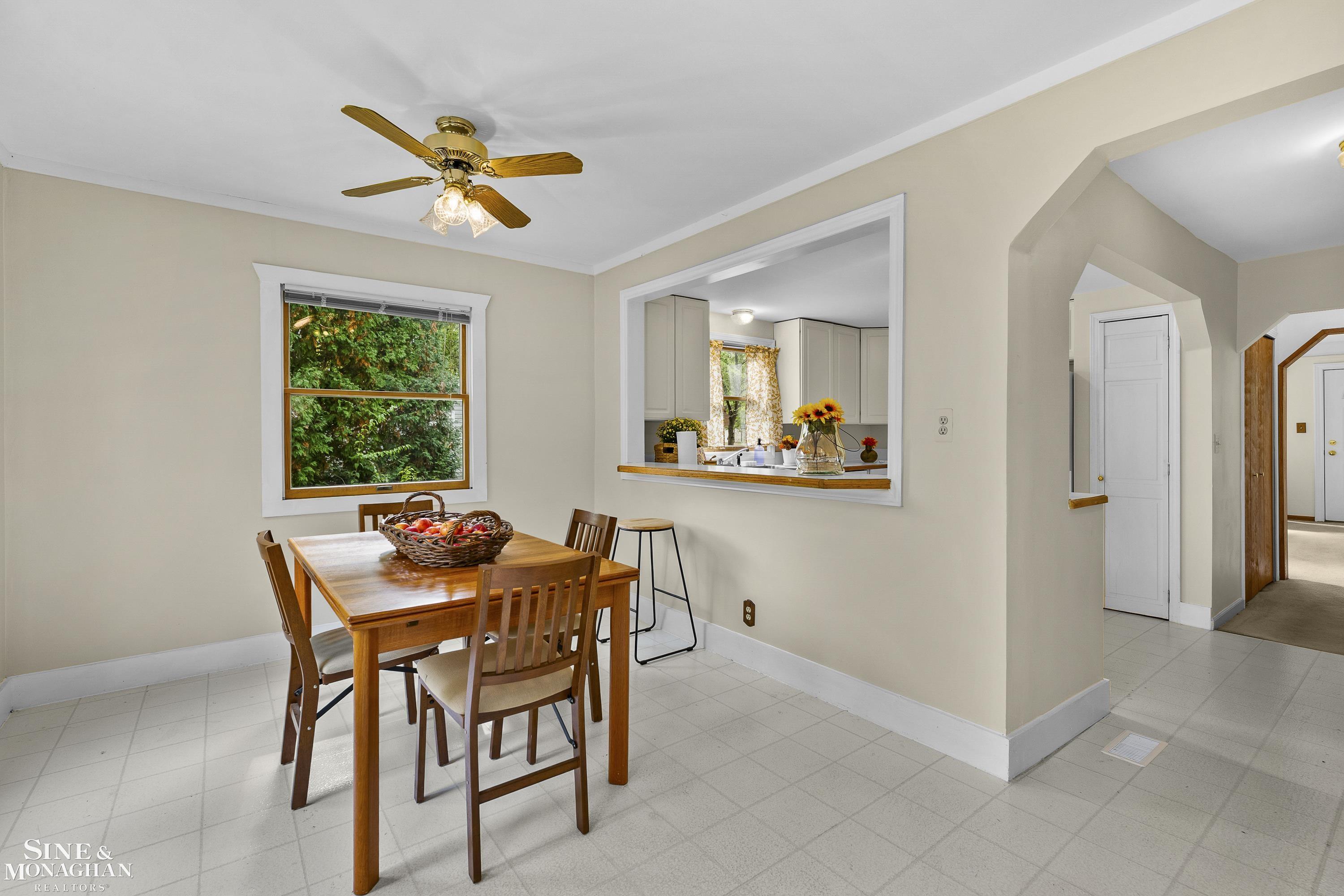 22050 Cass Street, Farmington Hills