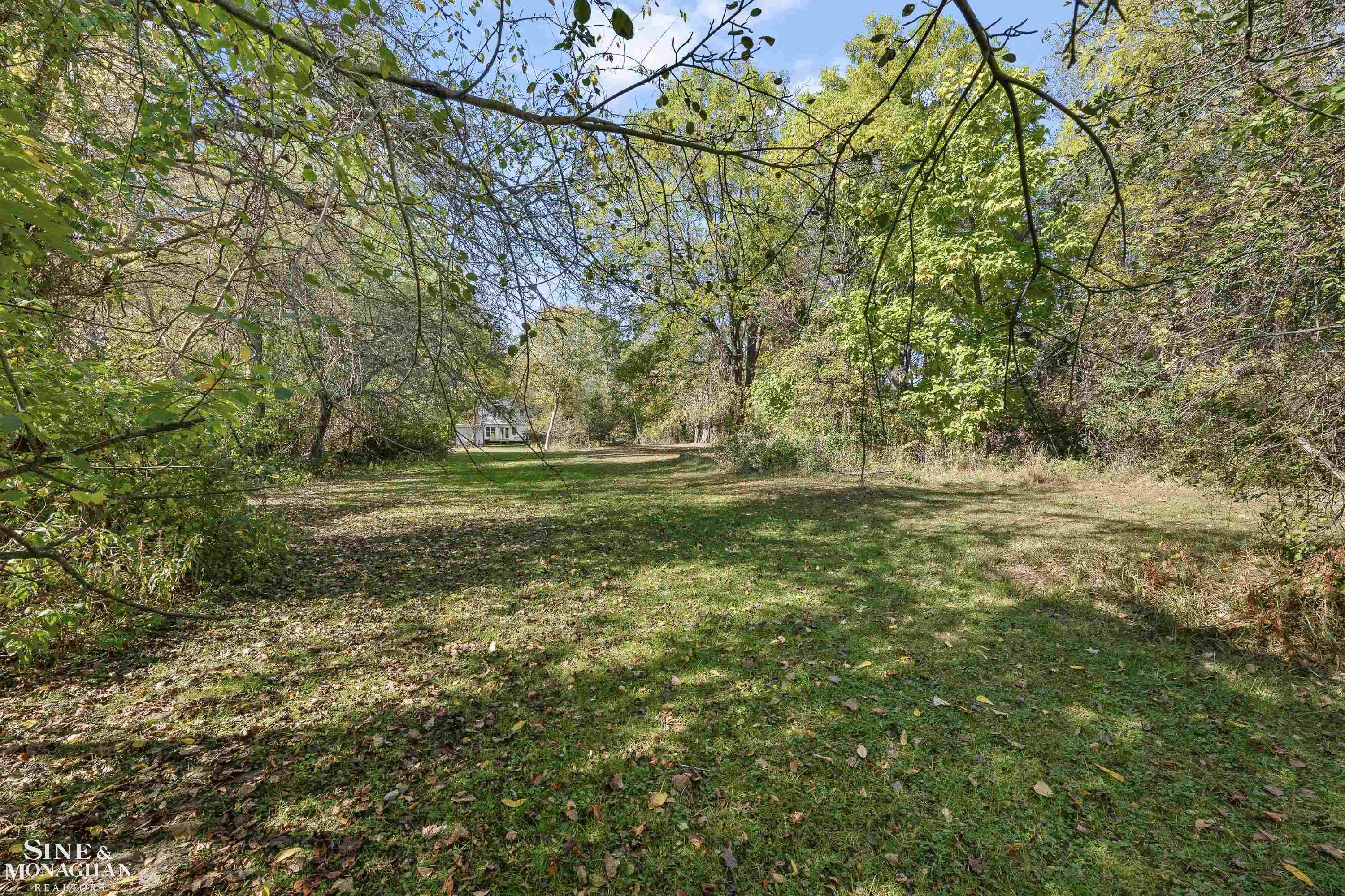 22050 Cass Street, Farmington Hills