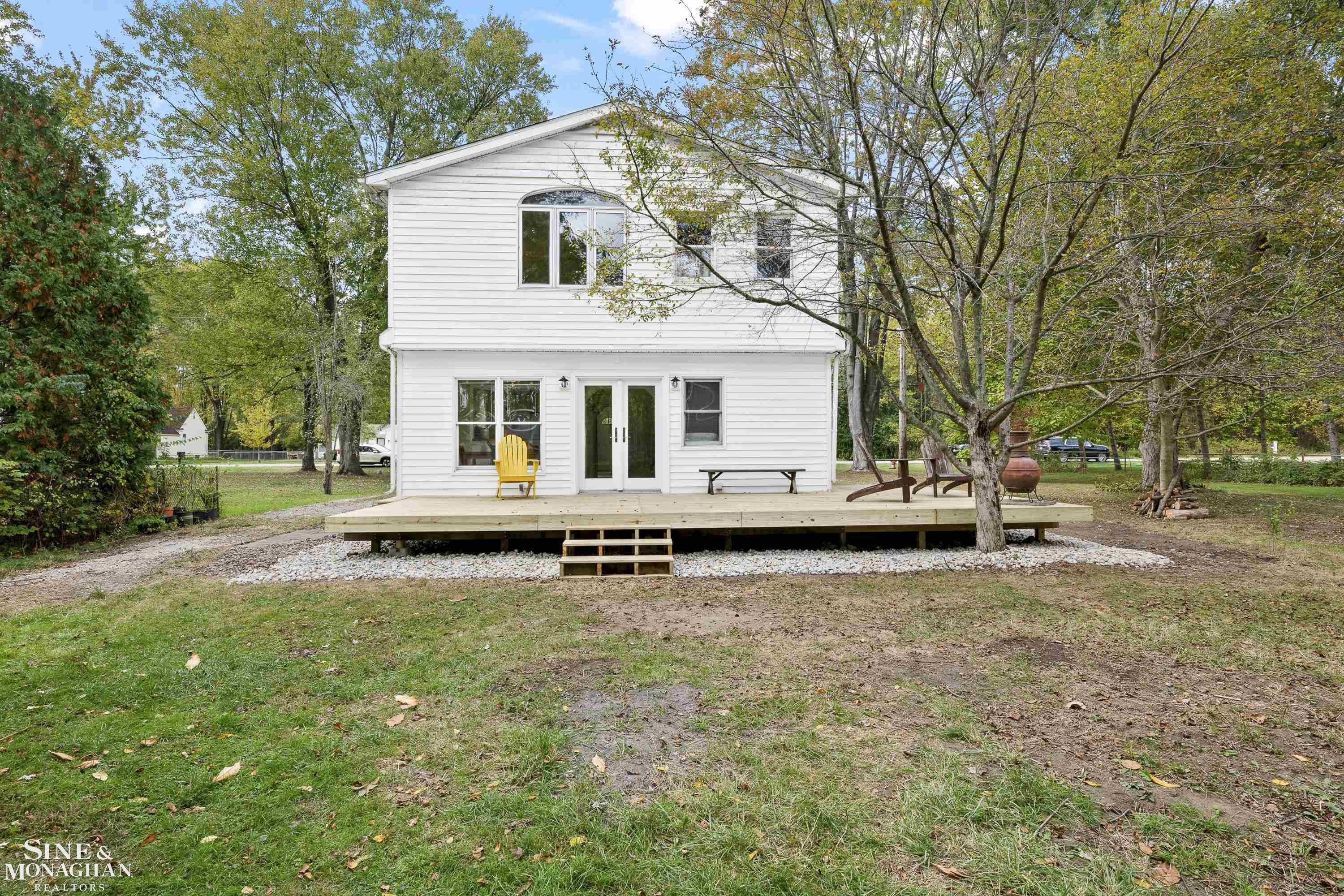 22050 Cass Street, Farmington Hills