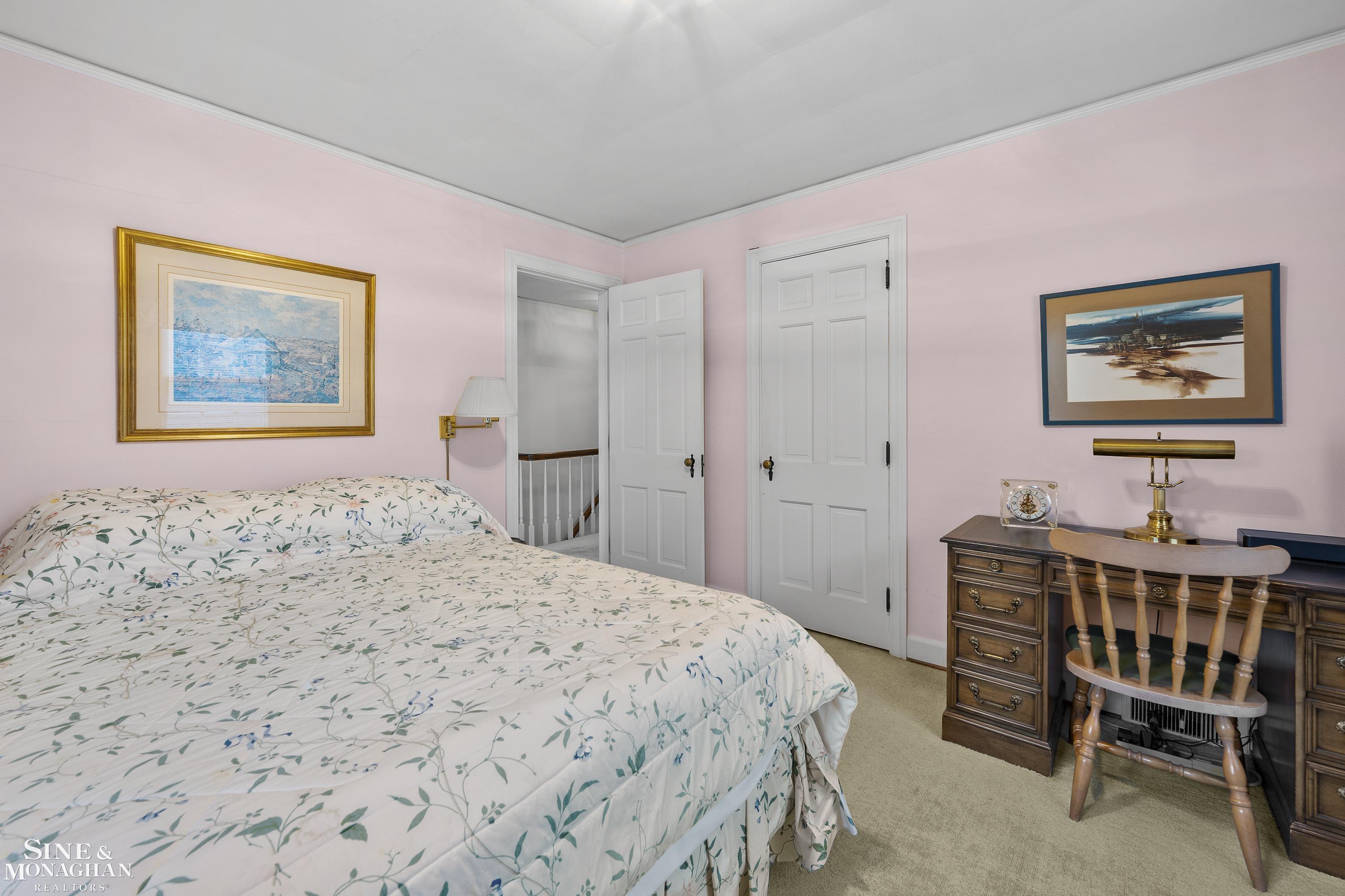 876 Washington Road, Grosse Pointe