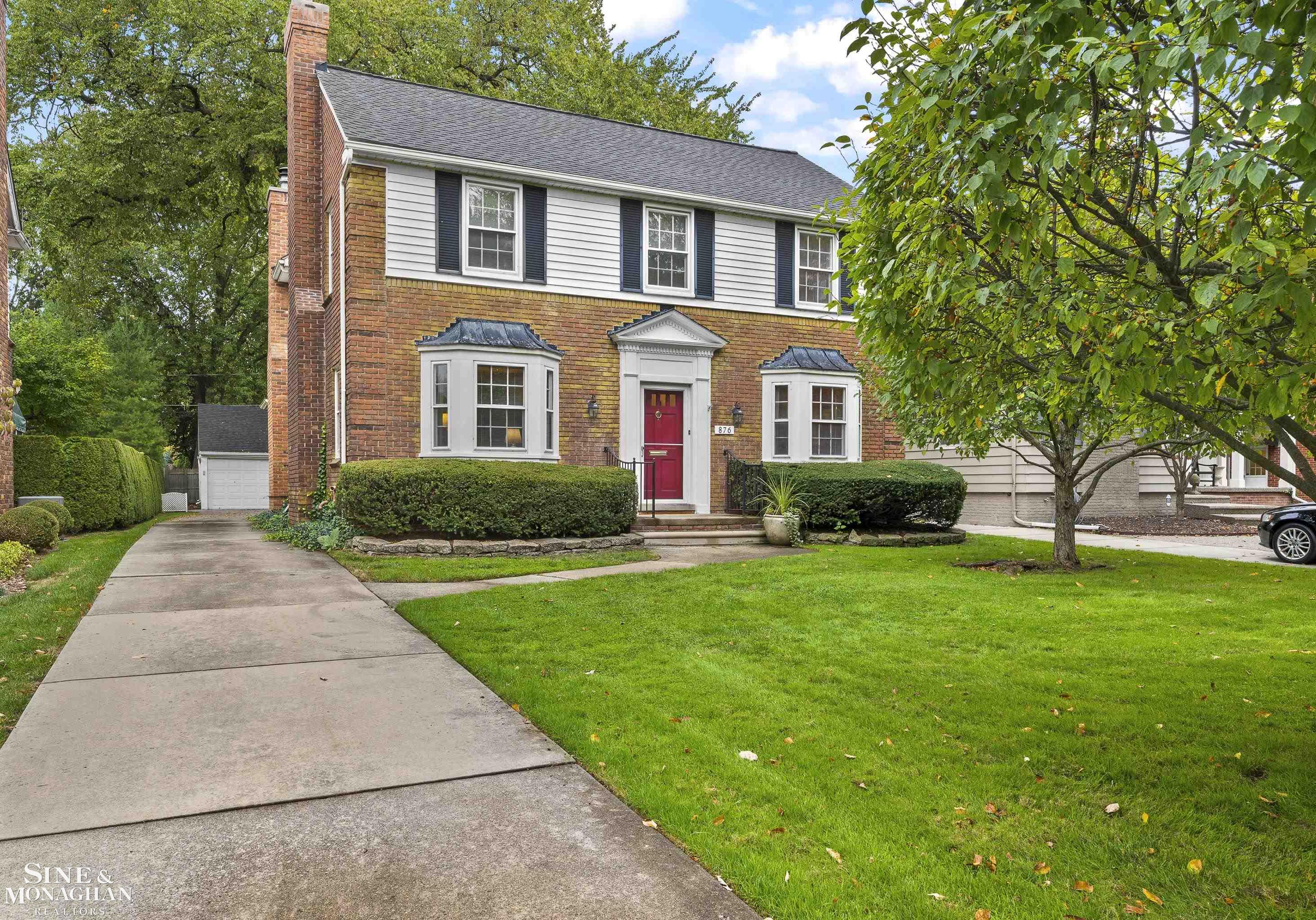 876 Washington Road, Grosse Pointe