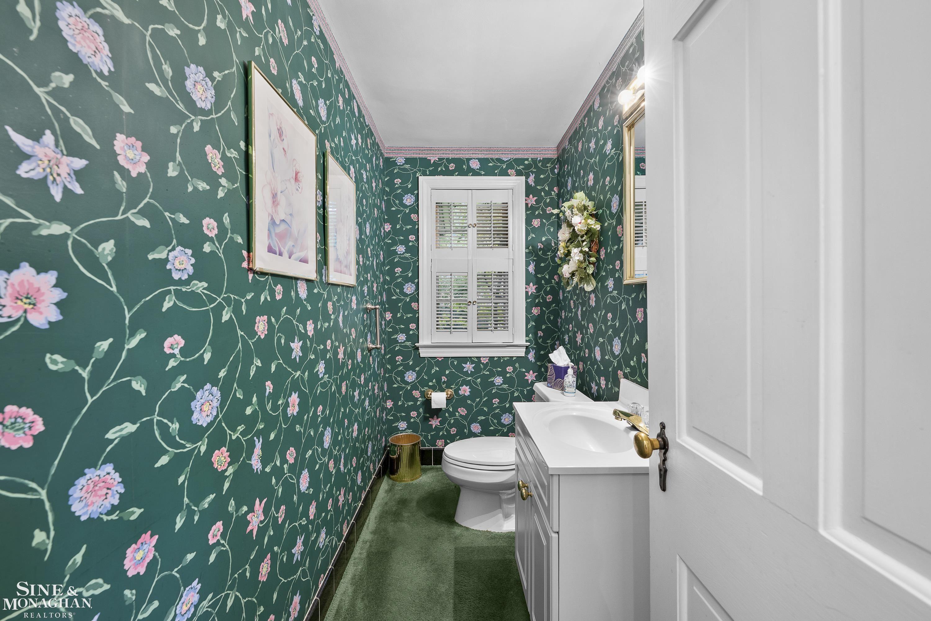 876 Washington Road, Grosse Pointe