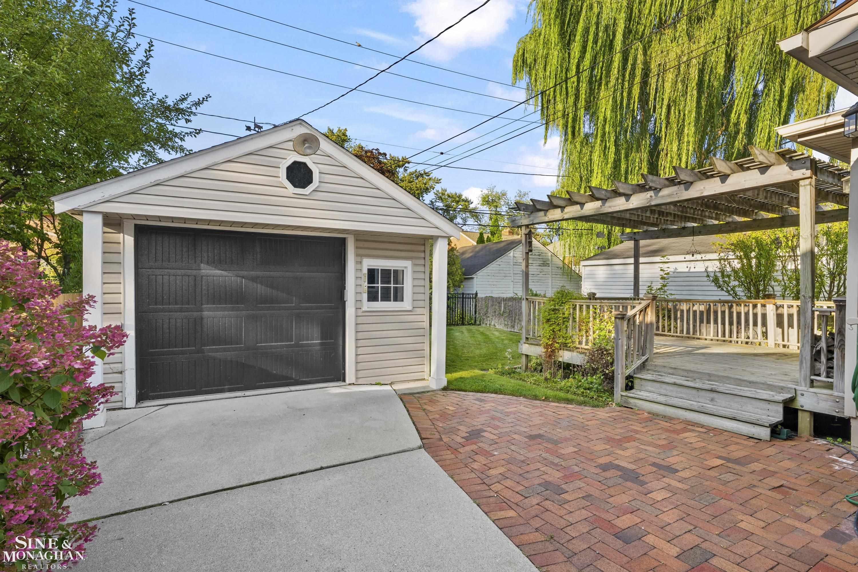 343 Mount Vernon Avenue, Grosse Pointe