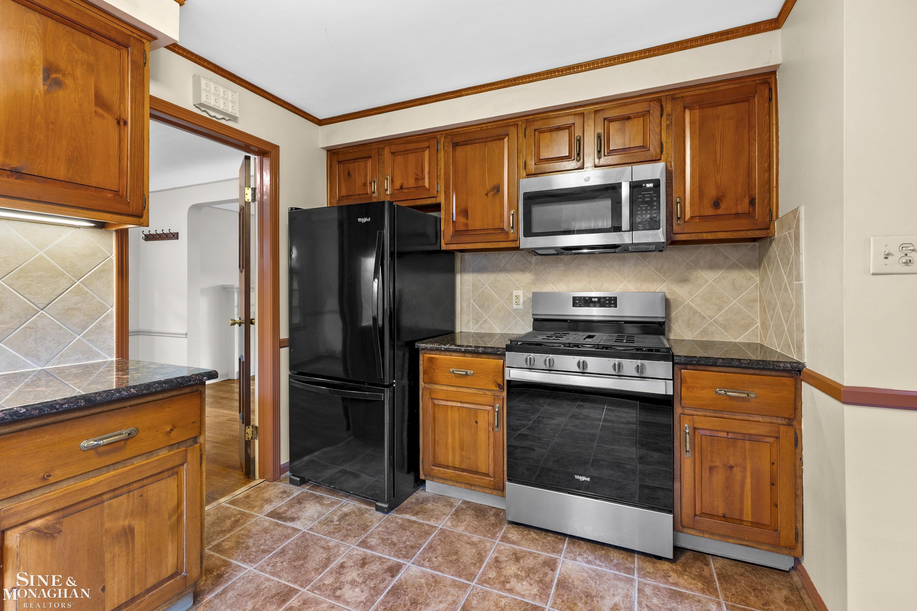 343 Mount Vernon Avenue, Grosse Pointe