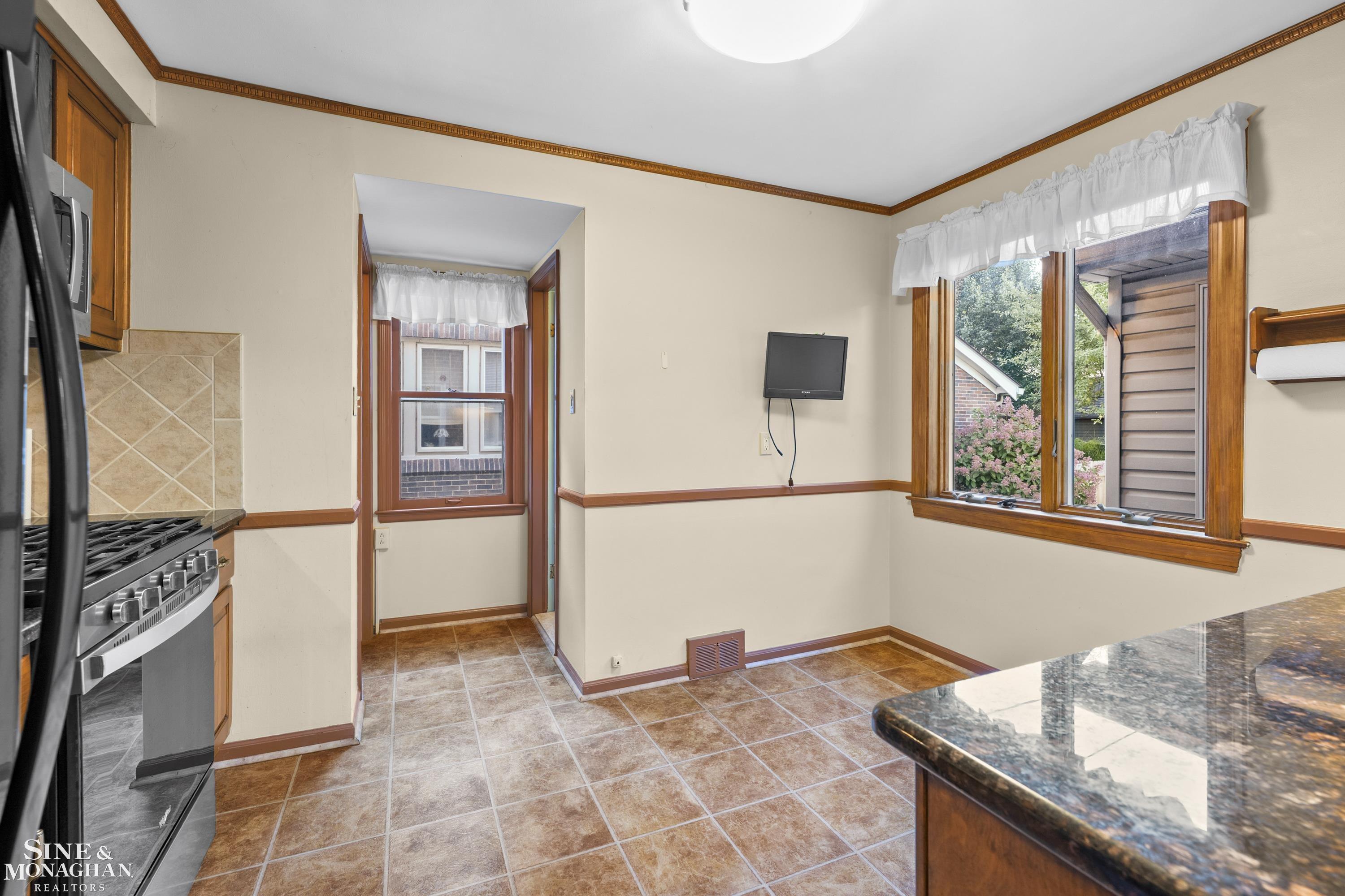 343 Mount Vernon Avenue, Grosse Pointe