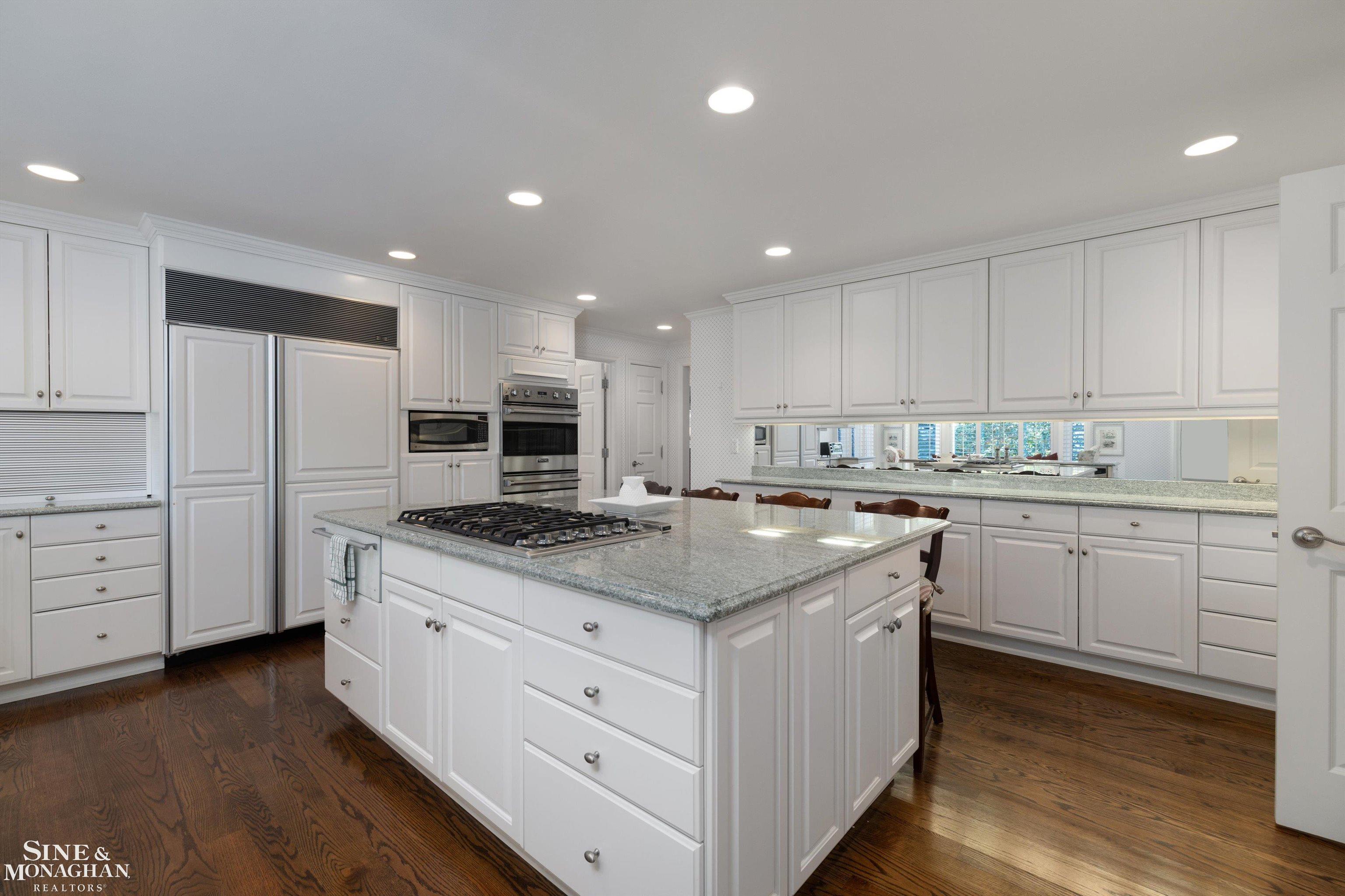 355 Martell Drive, Bloomfield Hills