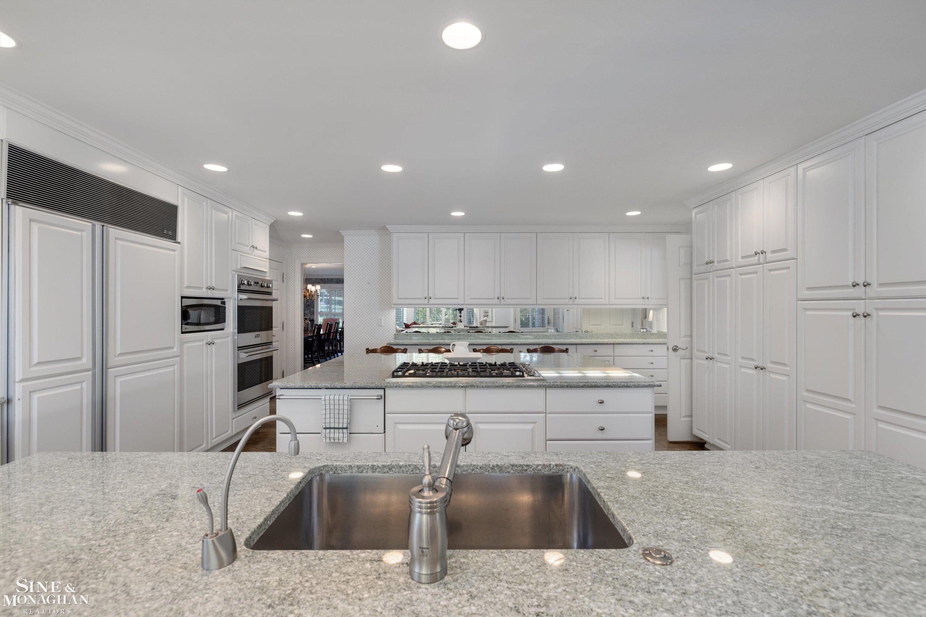 355 Martell Drive, Bloomfield Hills