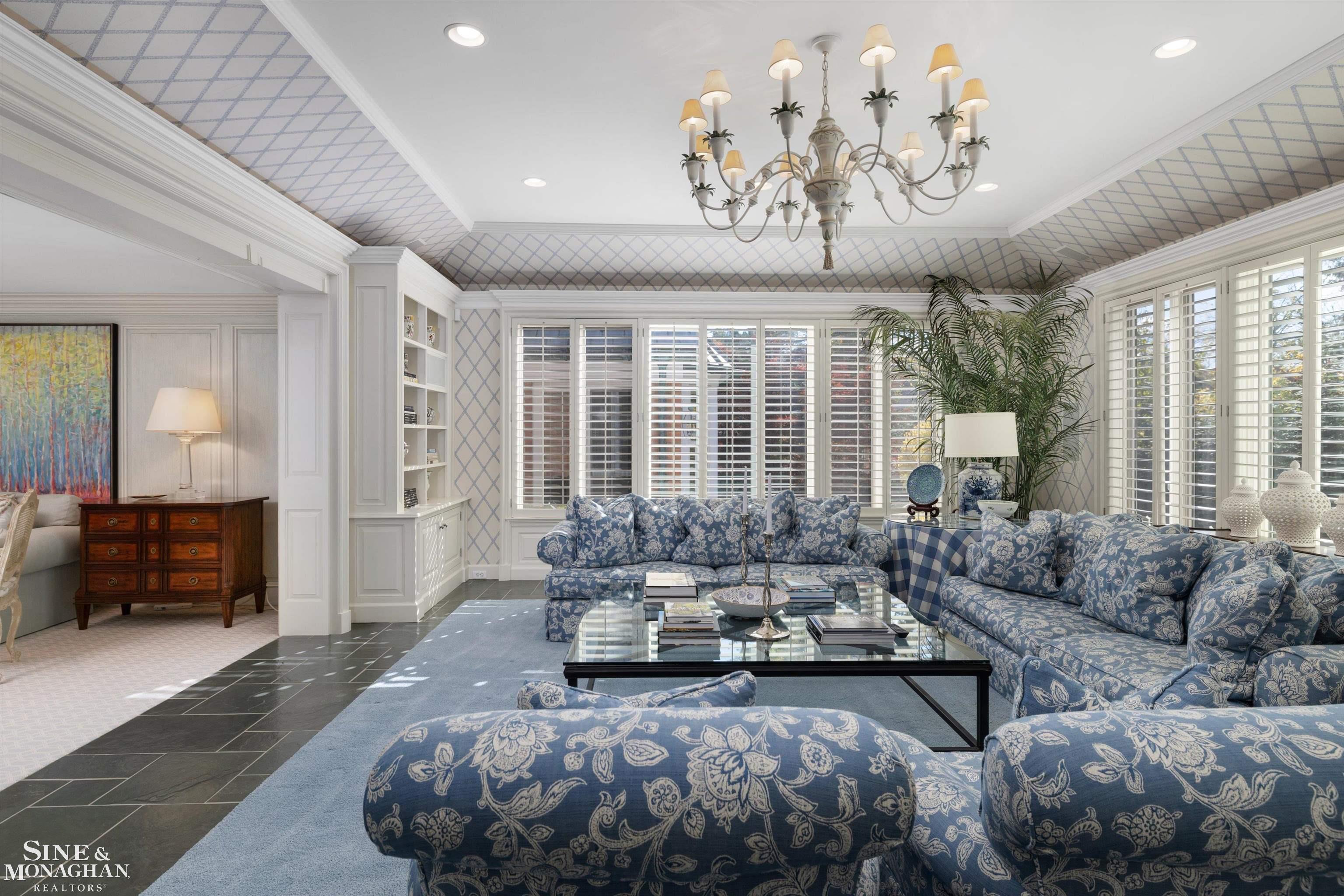 355 Martell Drive, Bloomfield Hills