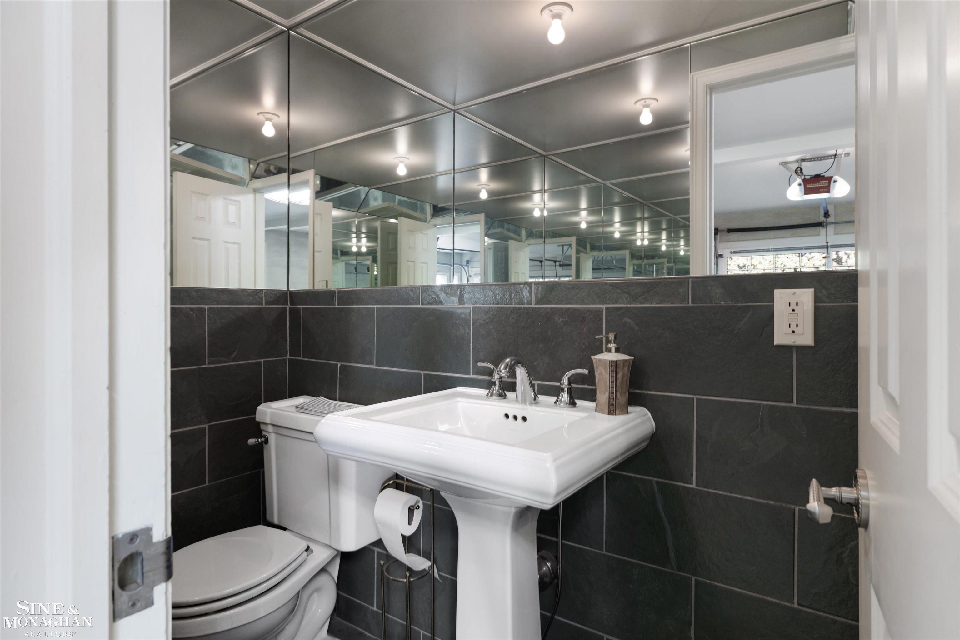 355 Martell Drive, Bloomfield Hills