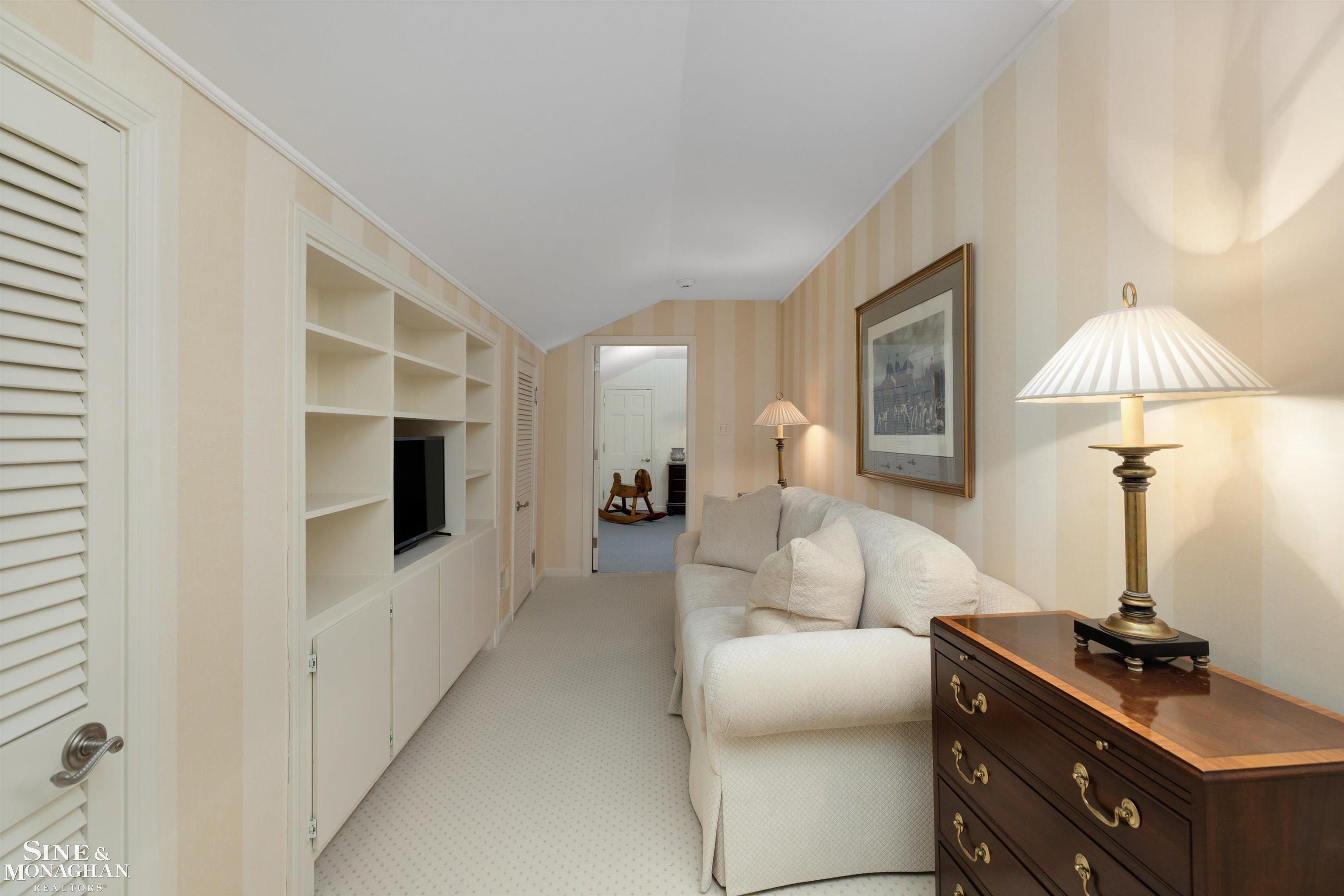 355 Martell Drive, Bloomfield Hills