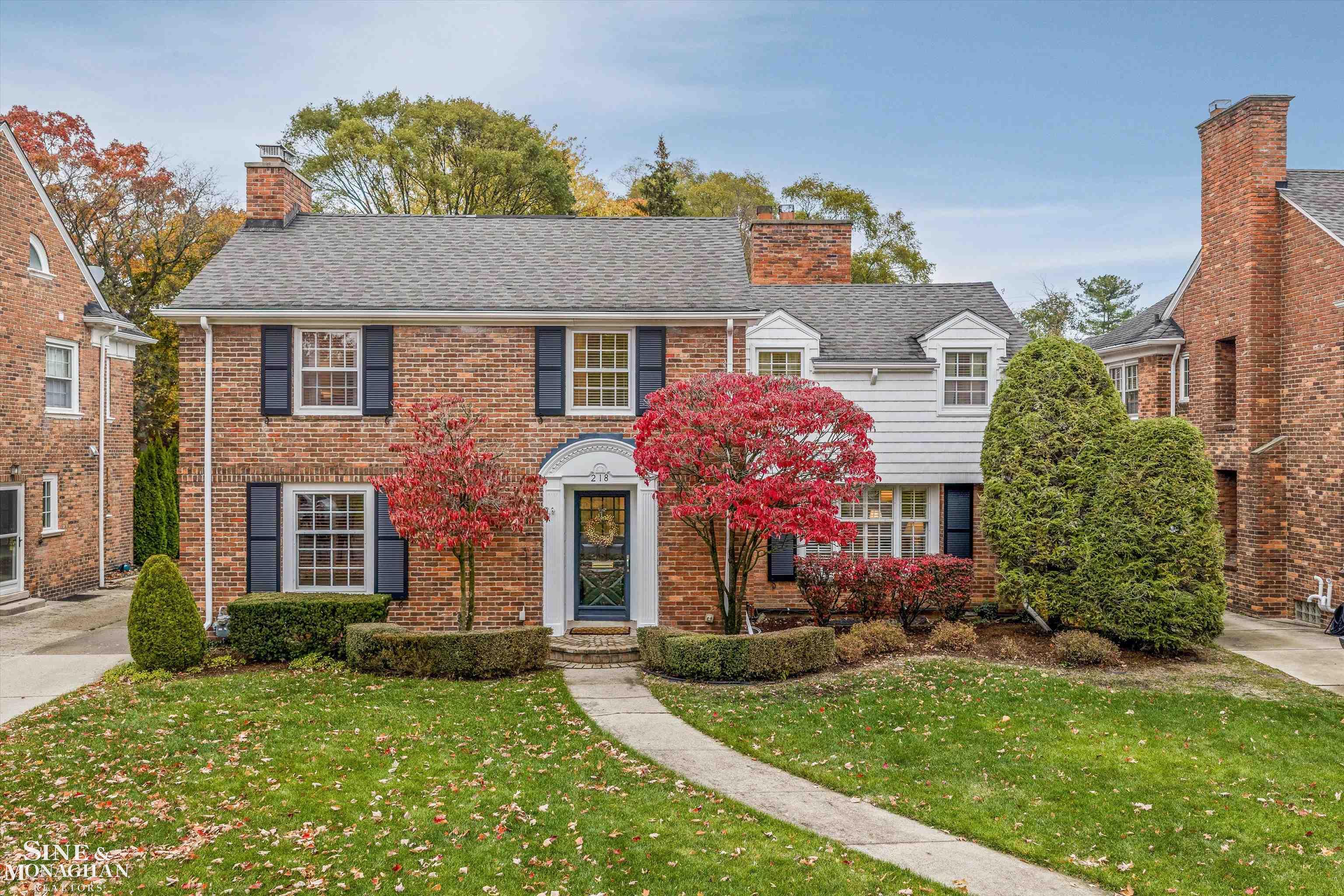 218 Merriweather Road