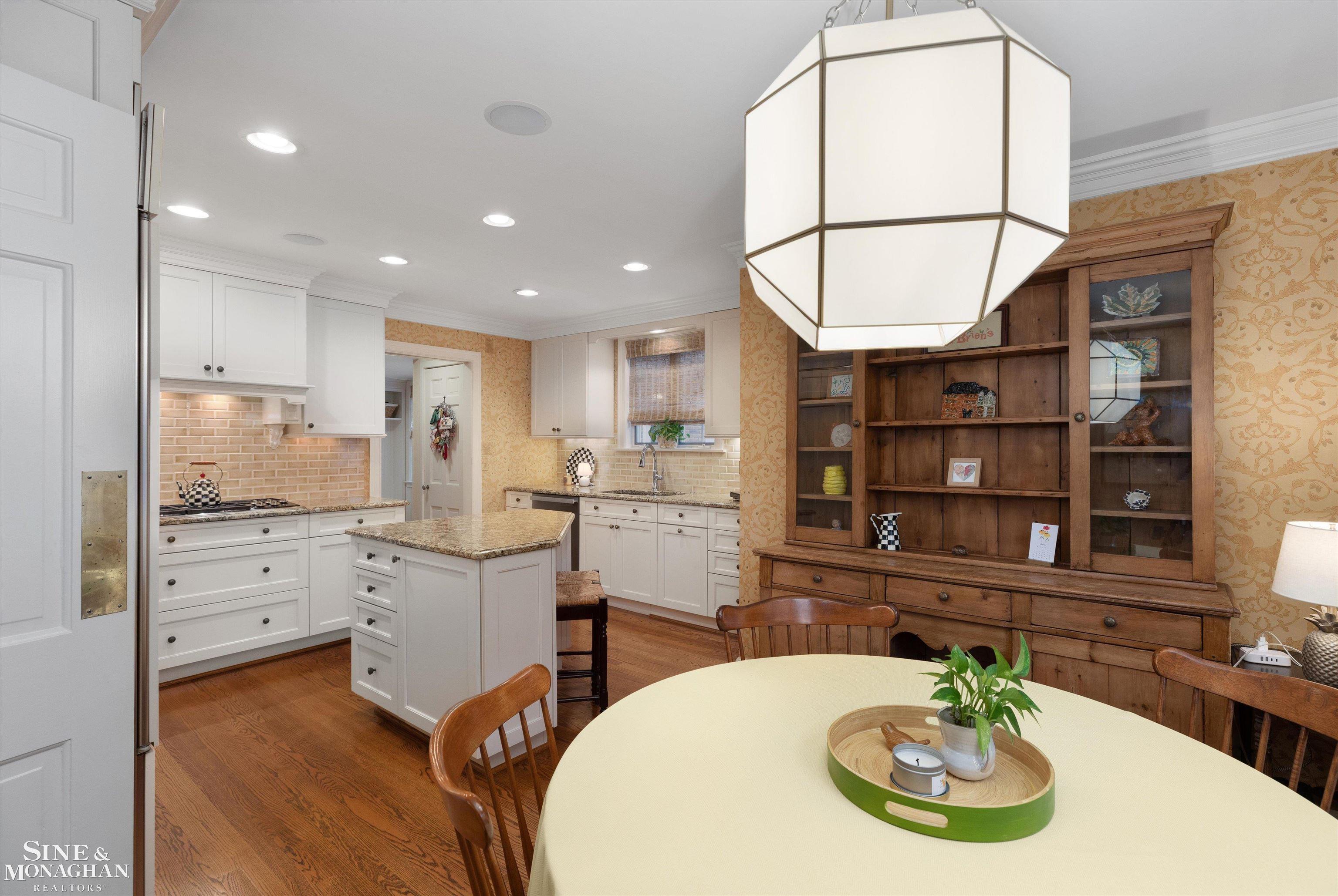 218 Merriweather Road