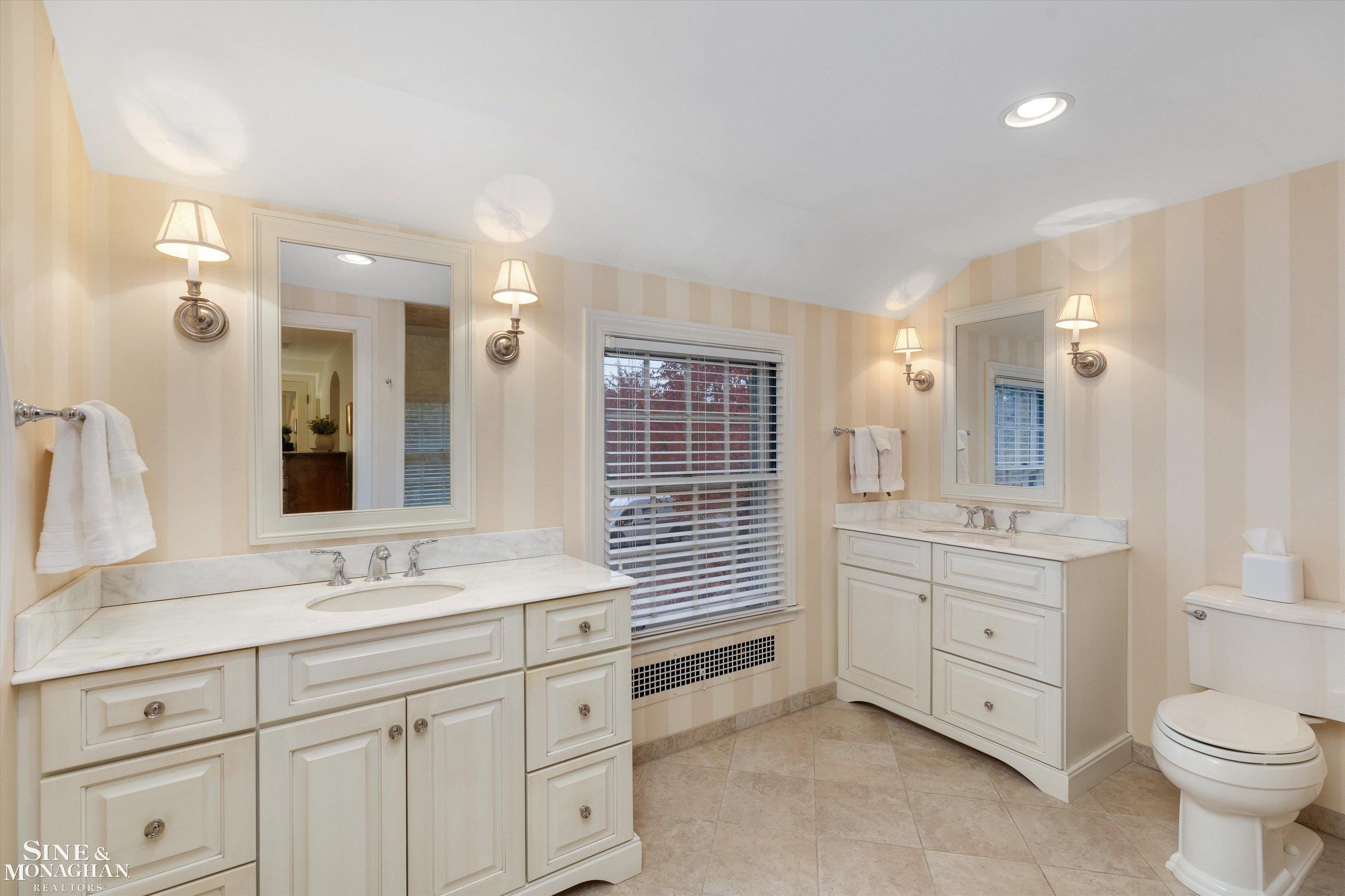 218 Merriweather Road