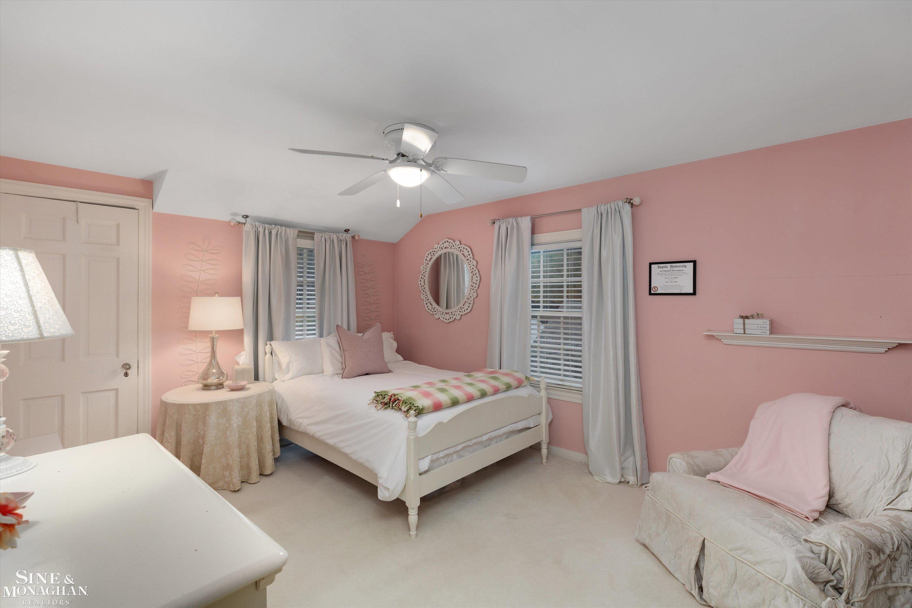 218 Merriweather Road