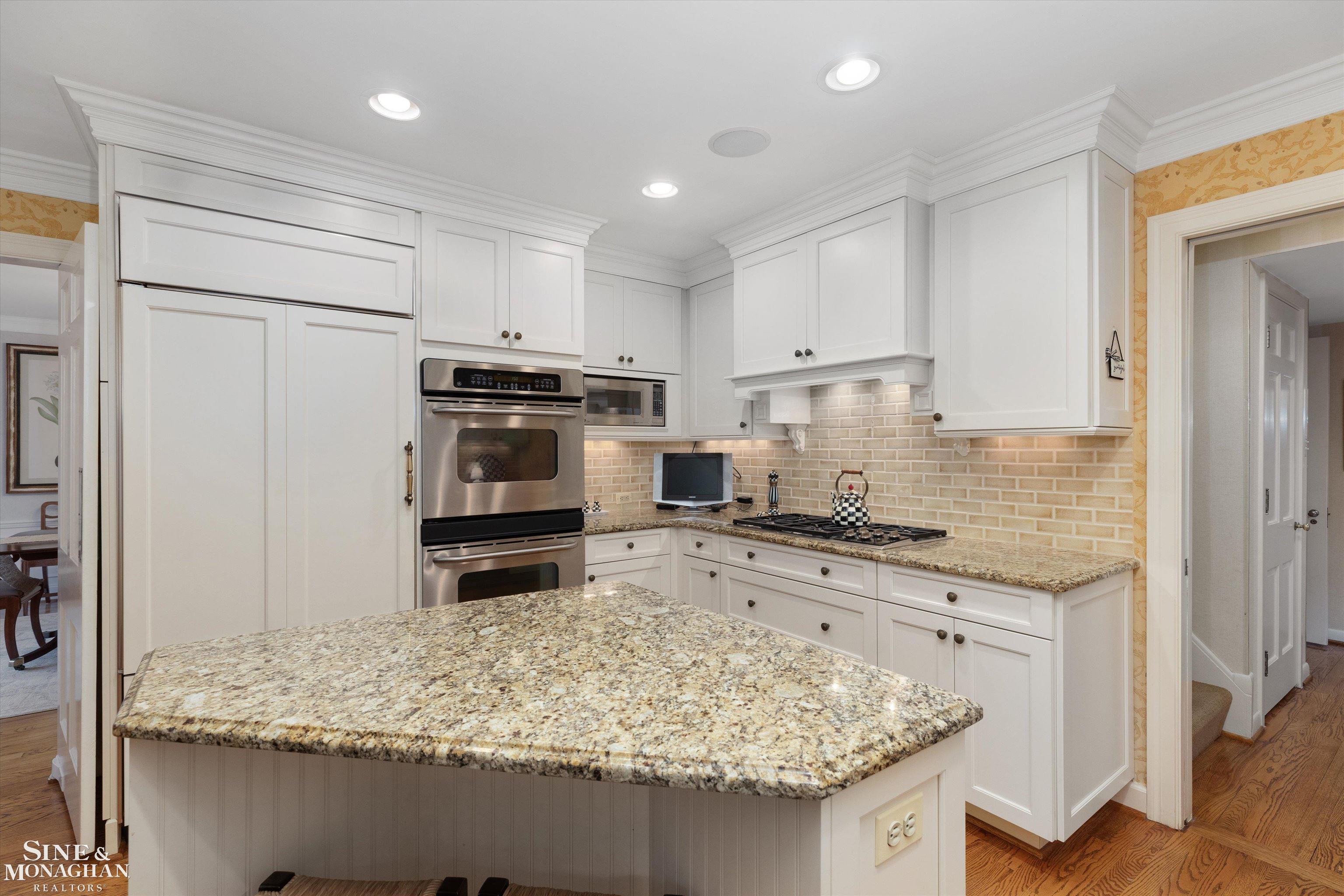 218 Merriweather Road