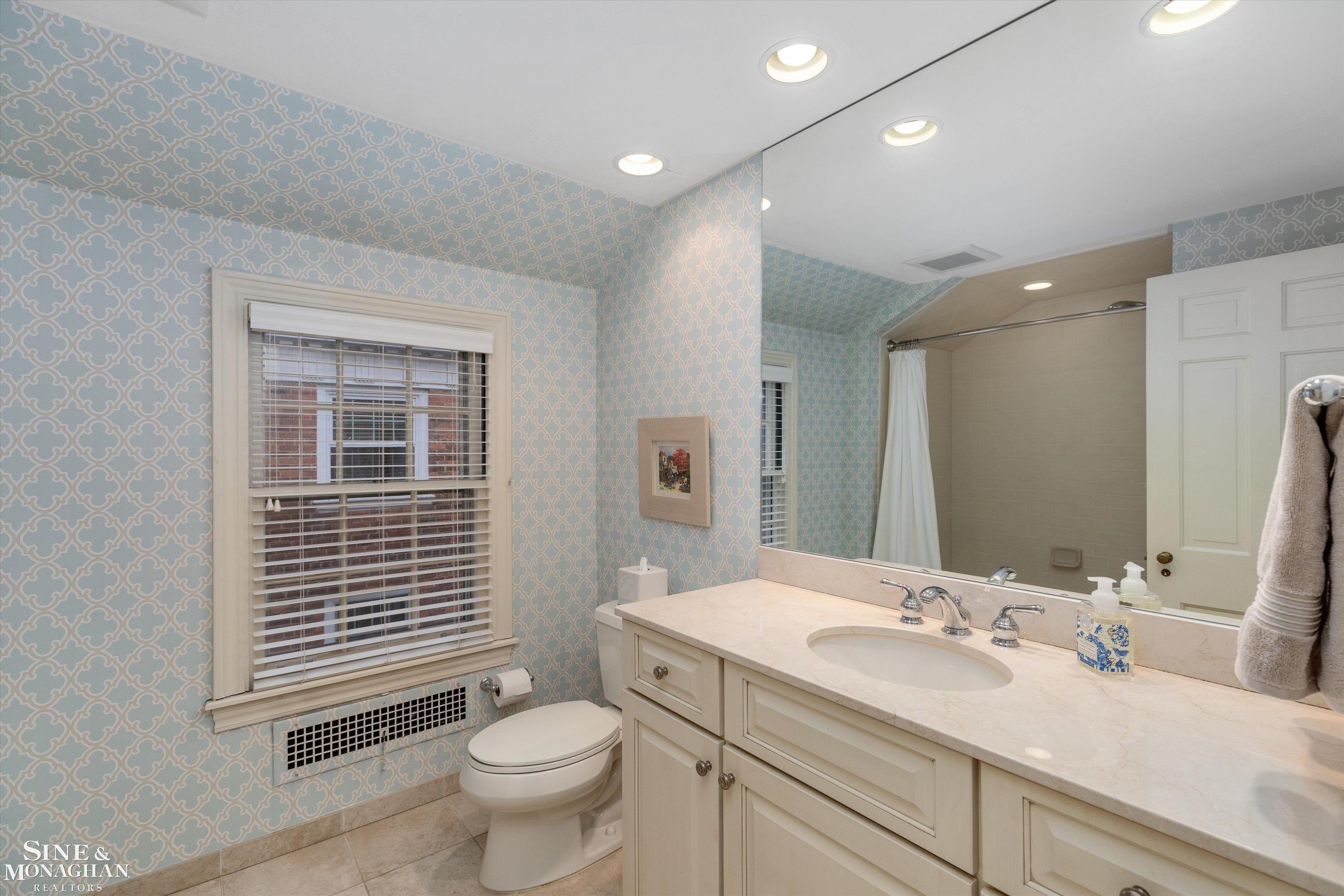 218 Merriweather Road